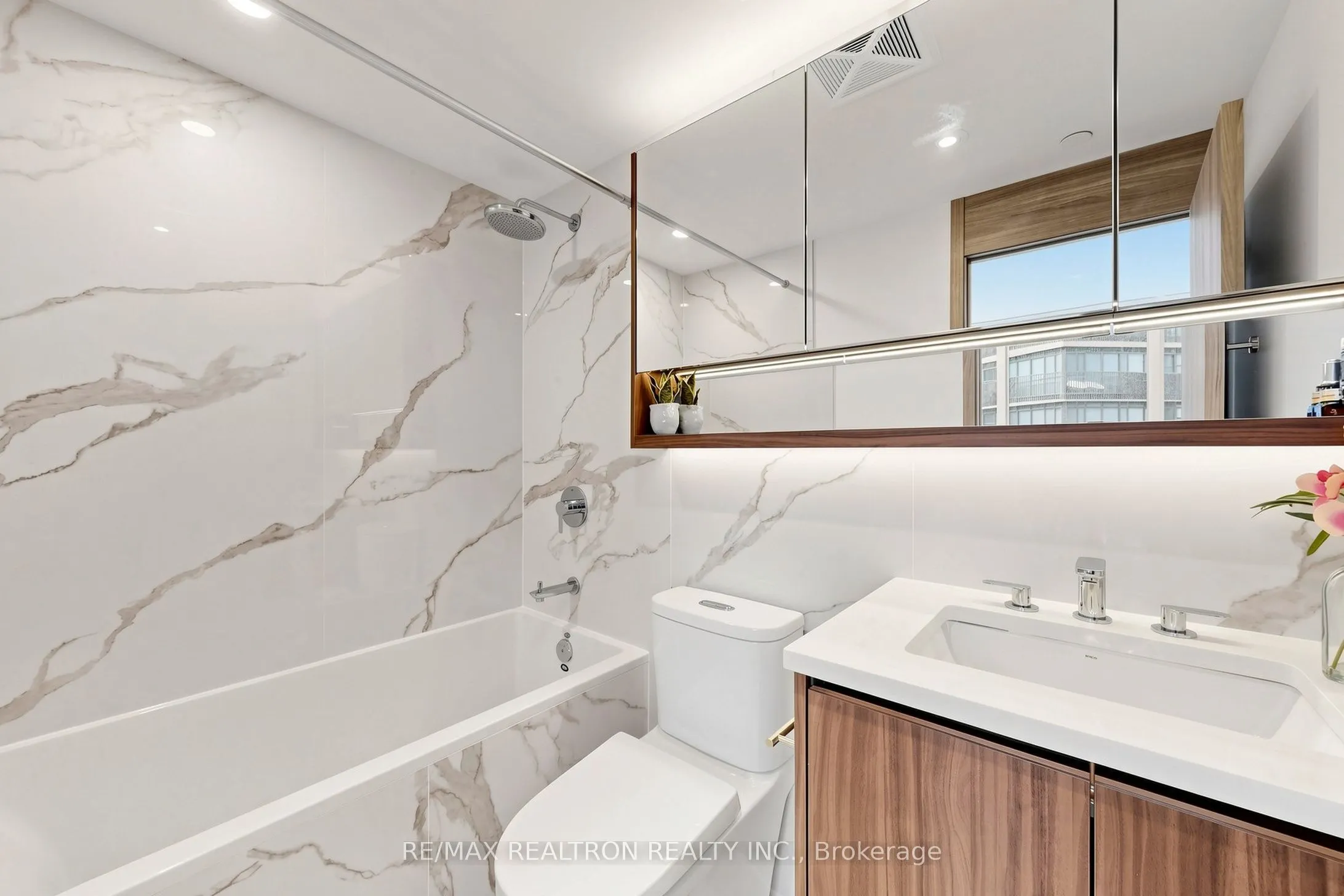 68 Esther Shiner Boulevard #1102