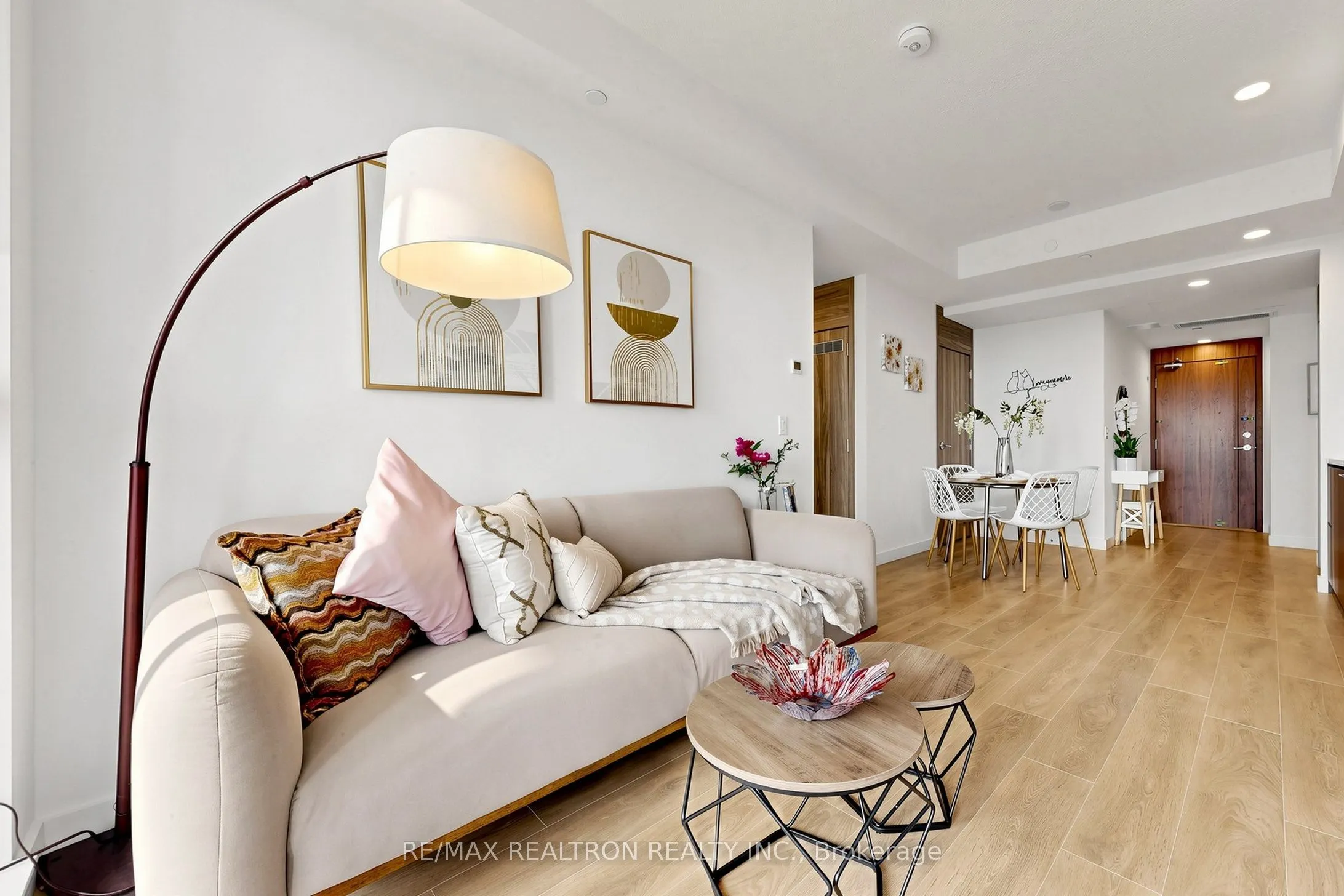 68 Esther Shiner Boulevard #1102