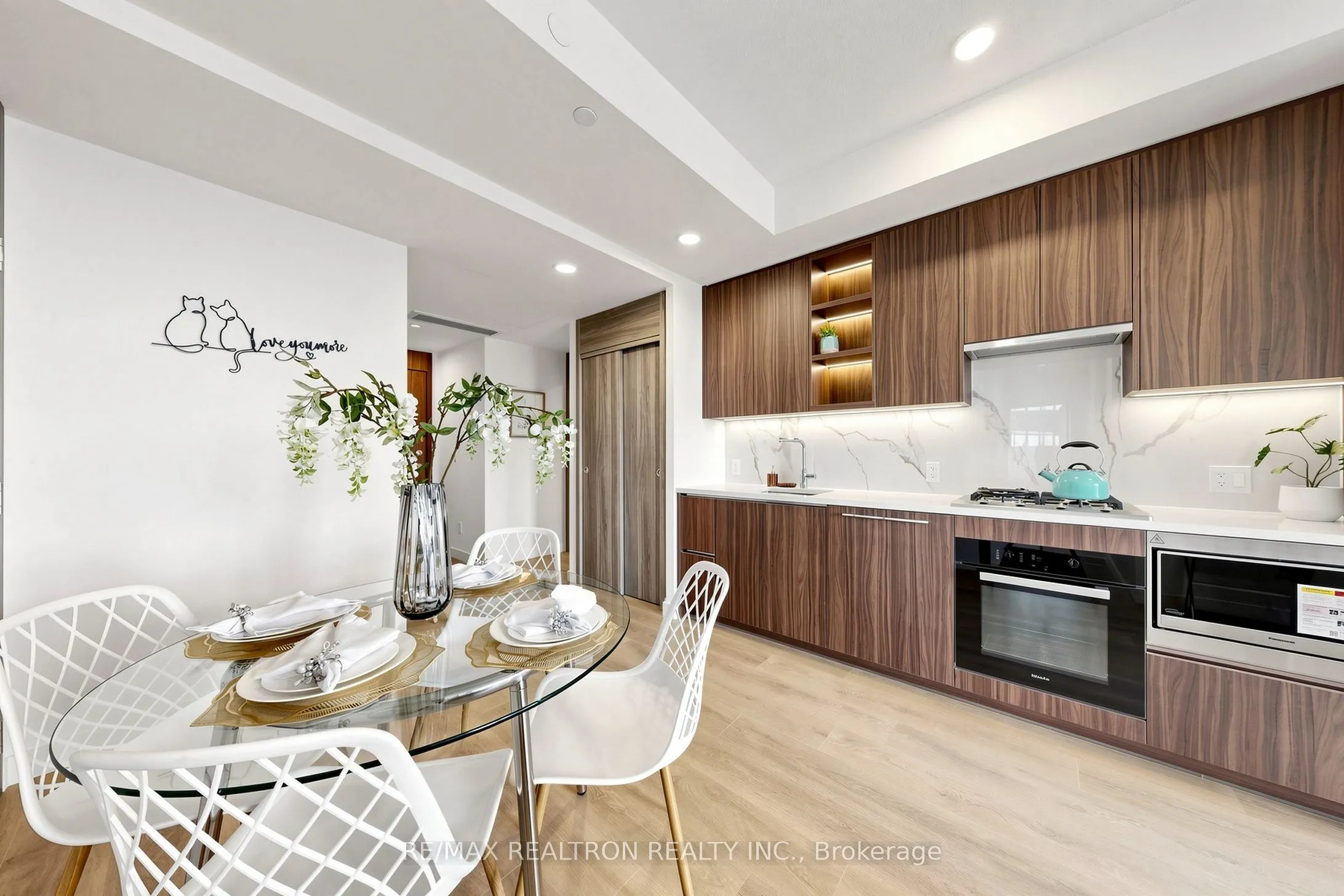 68 Esther Shiner Boulevard #1102
