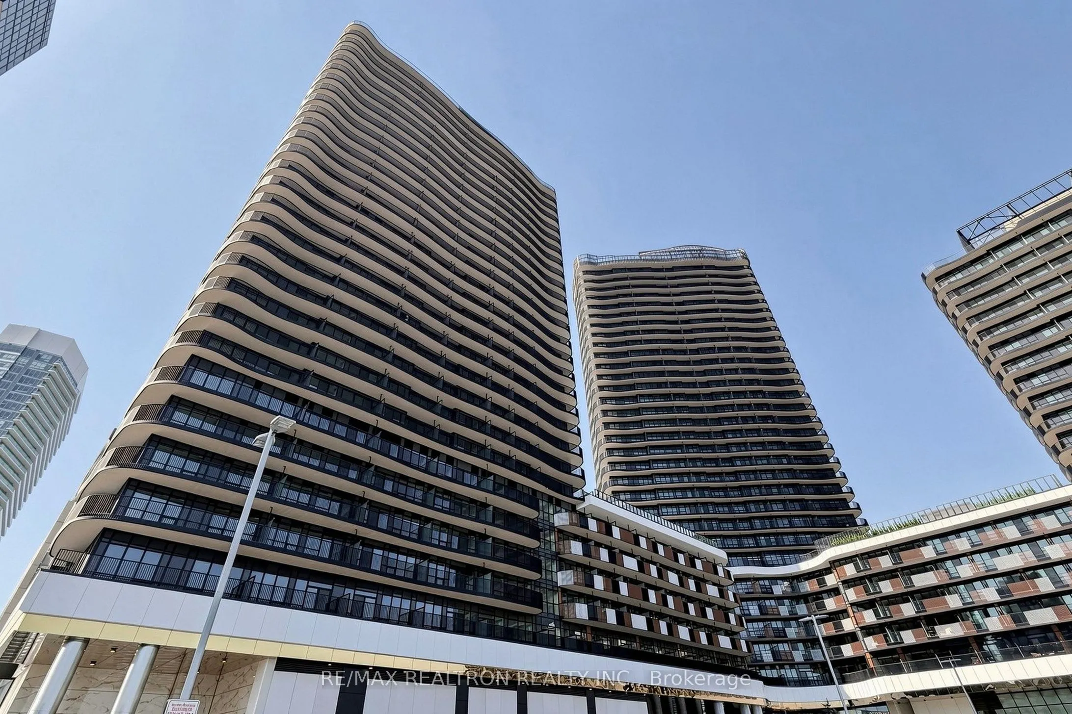 68 Esther Shiner Boulevard #1102