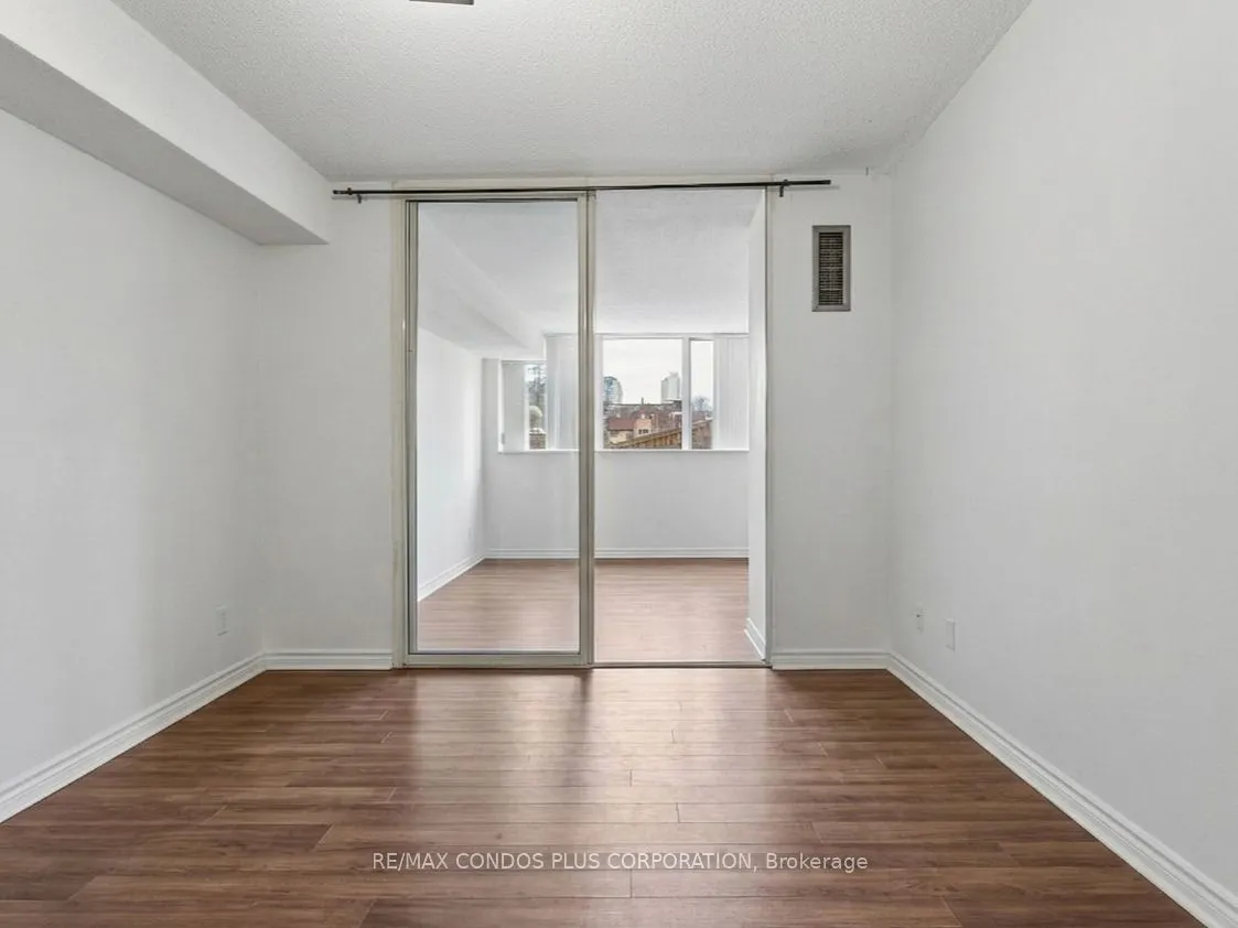 15 Maitland Place #204