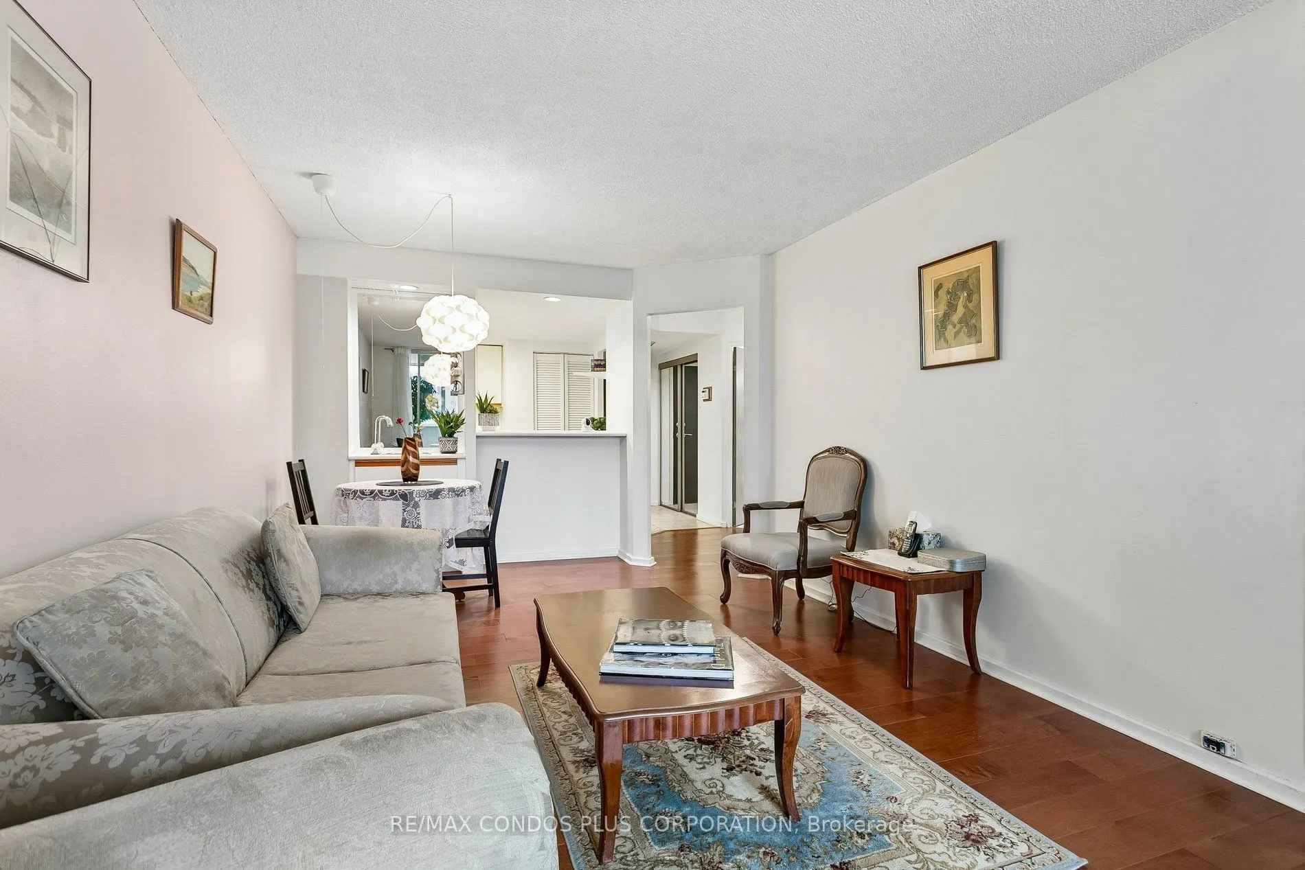 15 Maitland Place #204