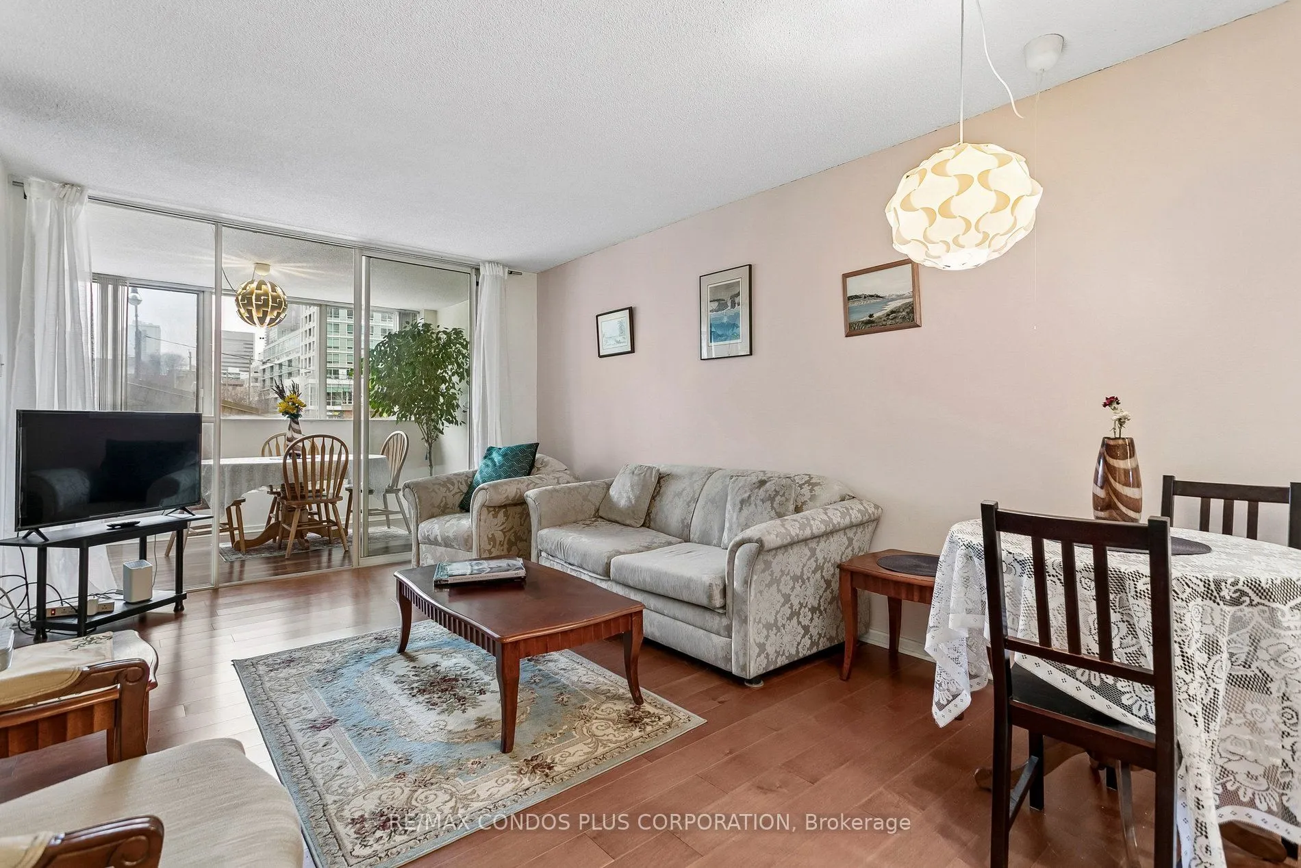 15 Maitland Place #204