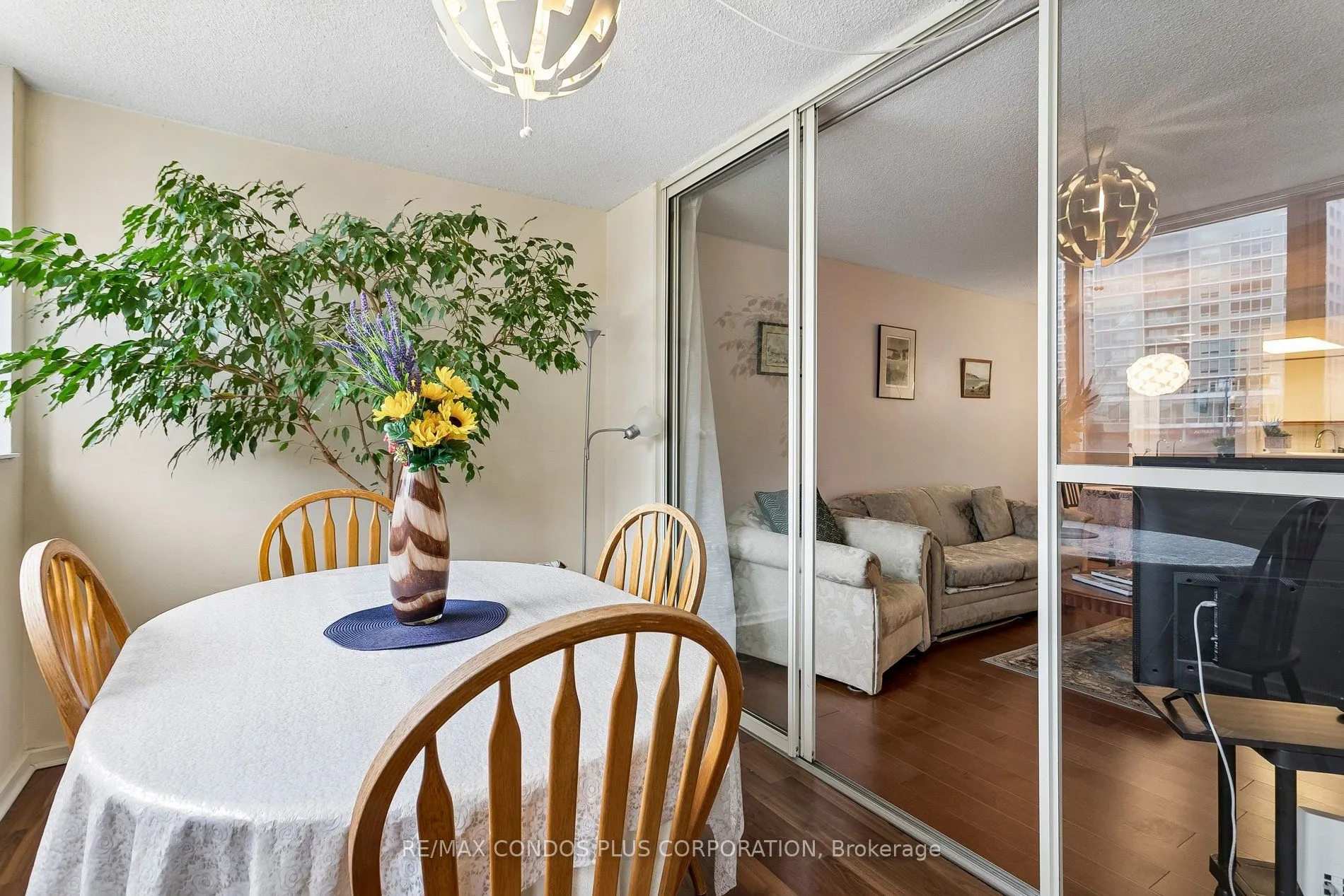 15 Maitland Place #204
