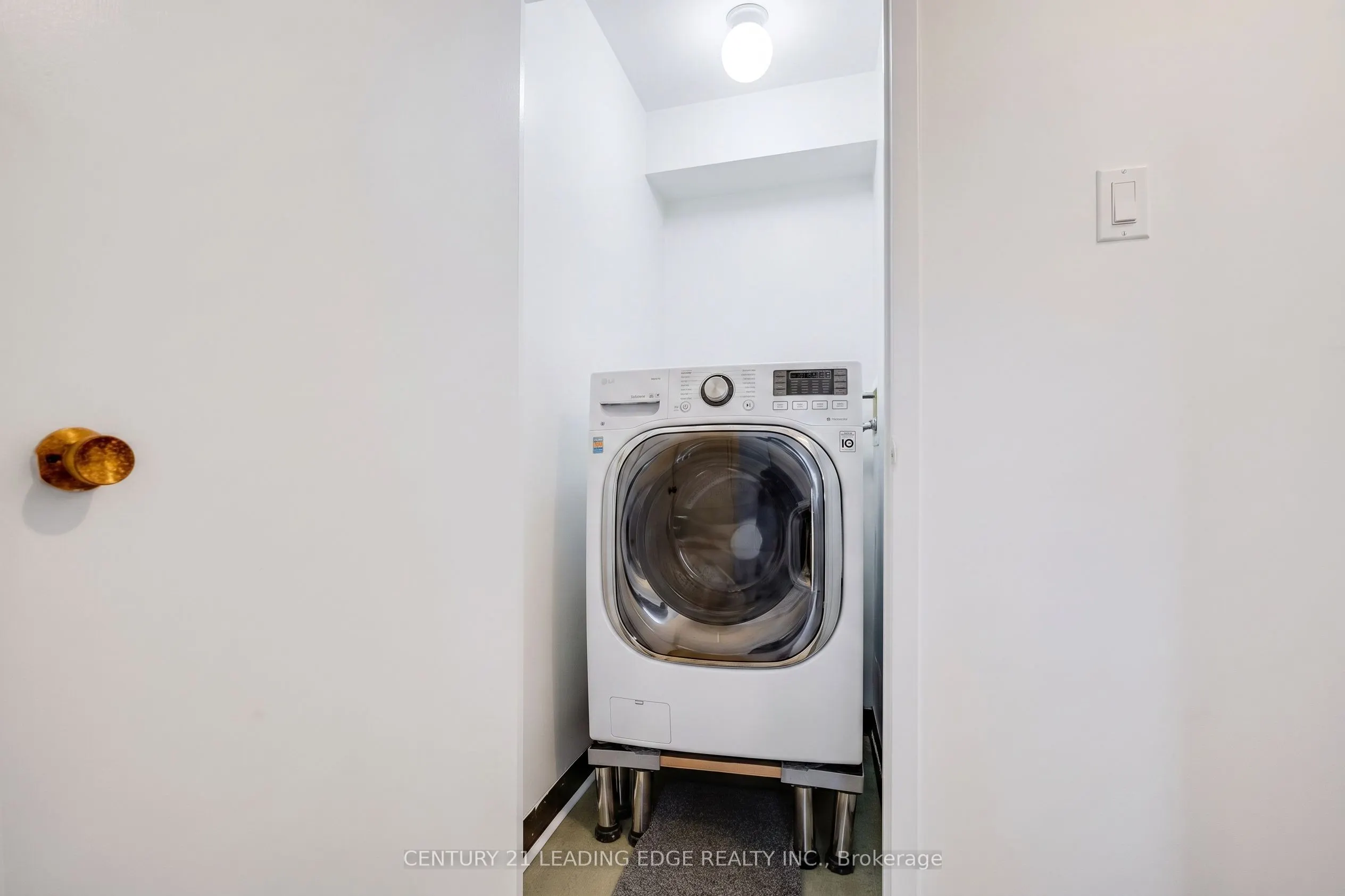 5 Old Sheppard Avenue #508