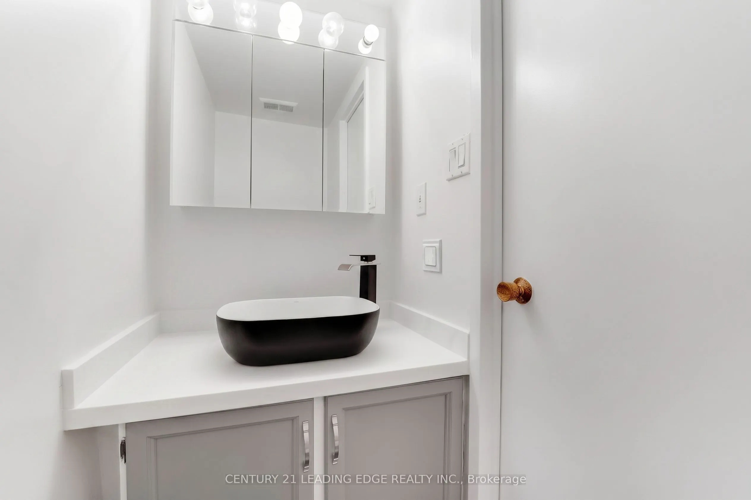 5 Old Sheppard Avenue #508
