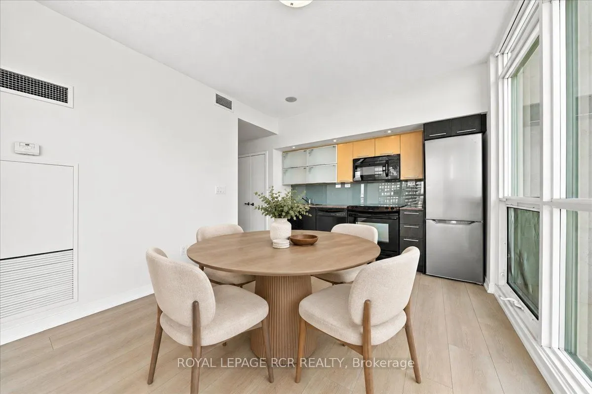 25 Capreol Court #3807