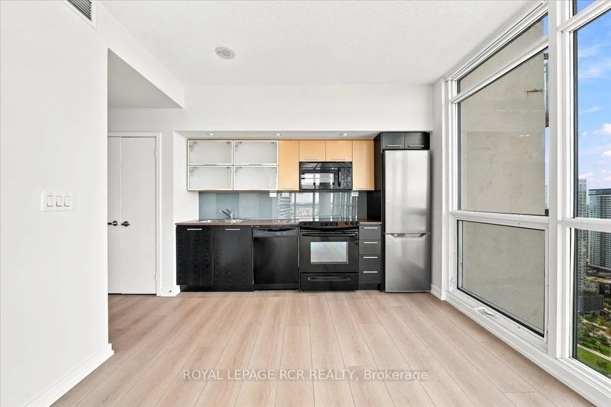 25 Capreol Court #3807