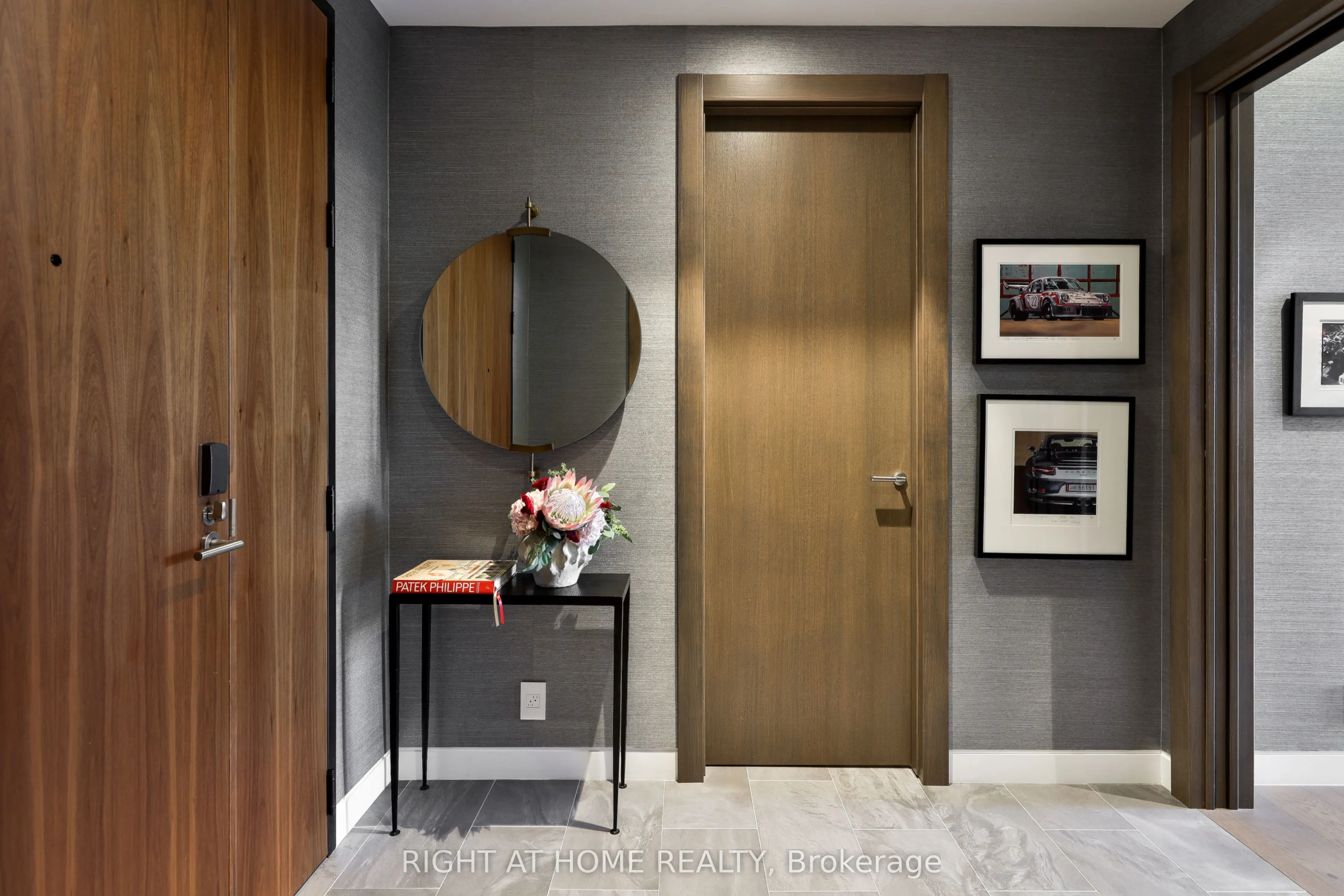1 Roxborough Street E #501