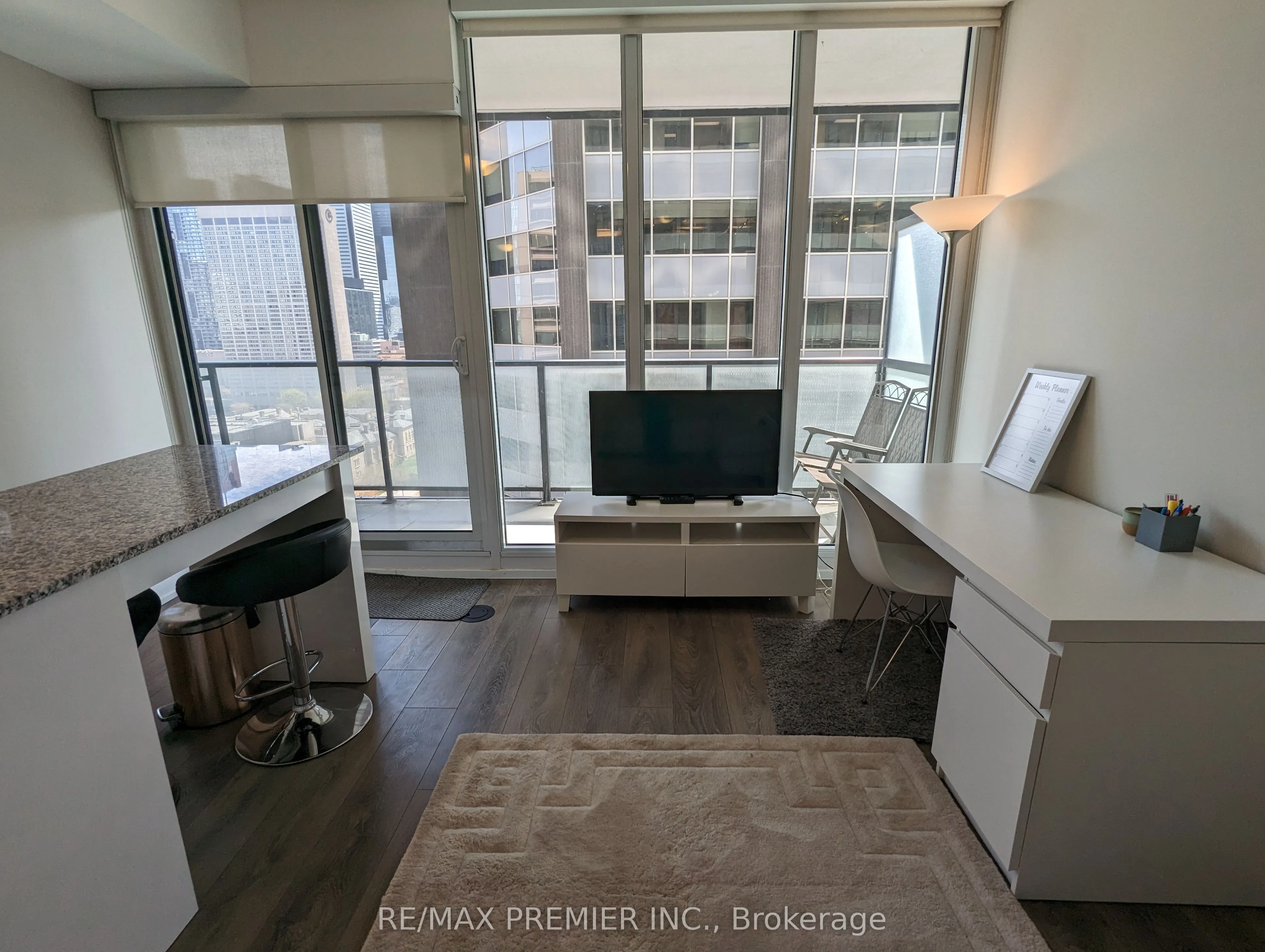426 University Avenue #1907