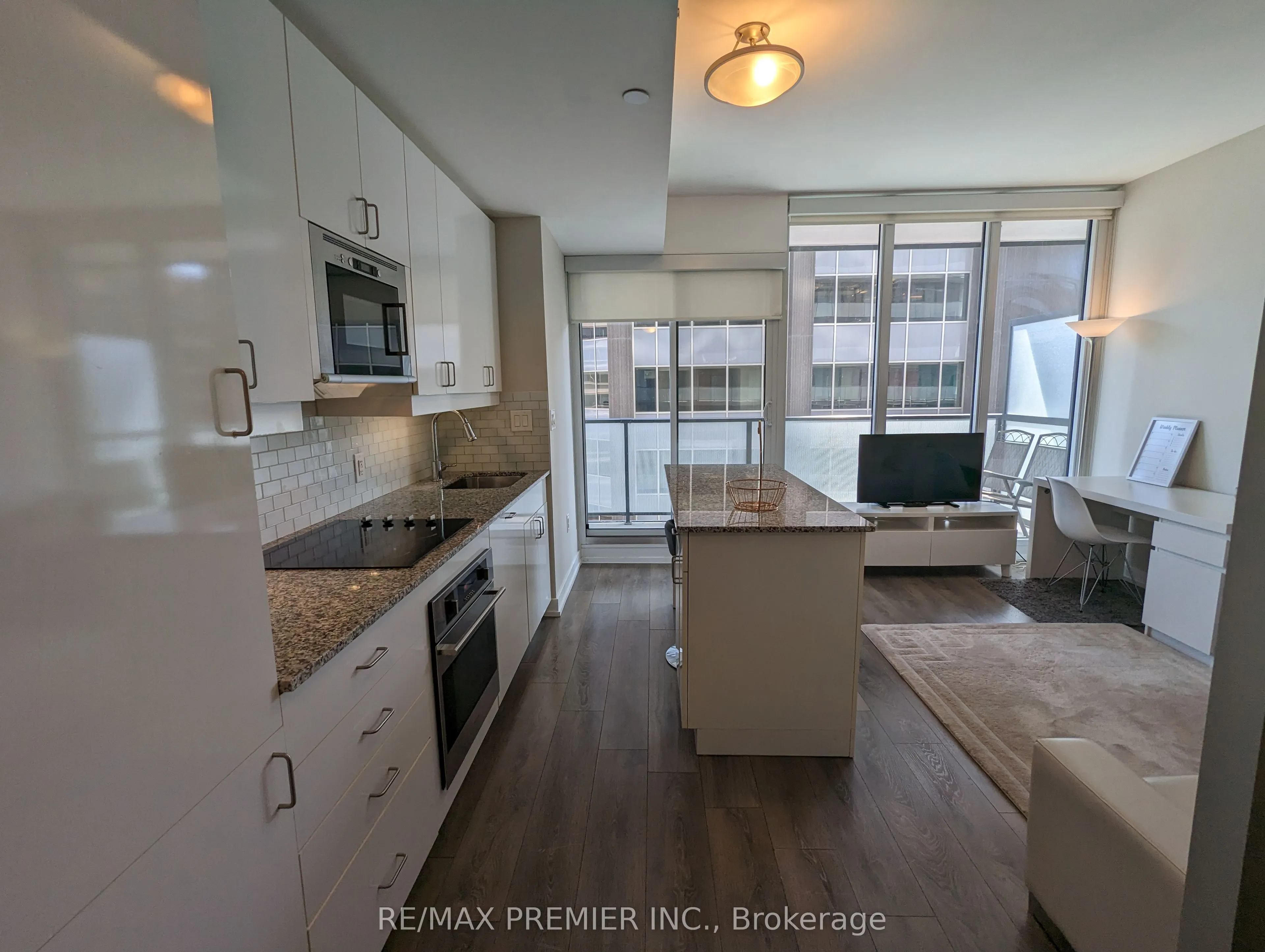 426 University Avenue #1907