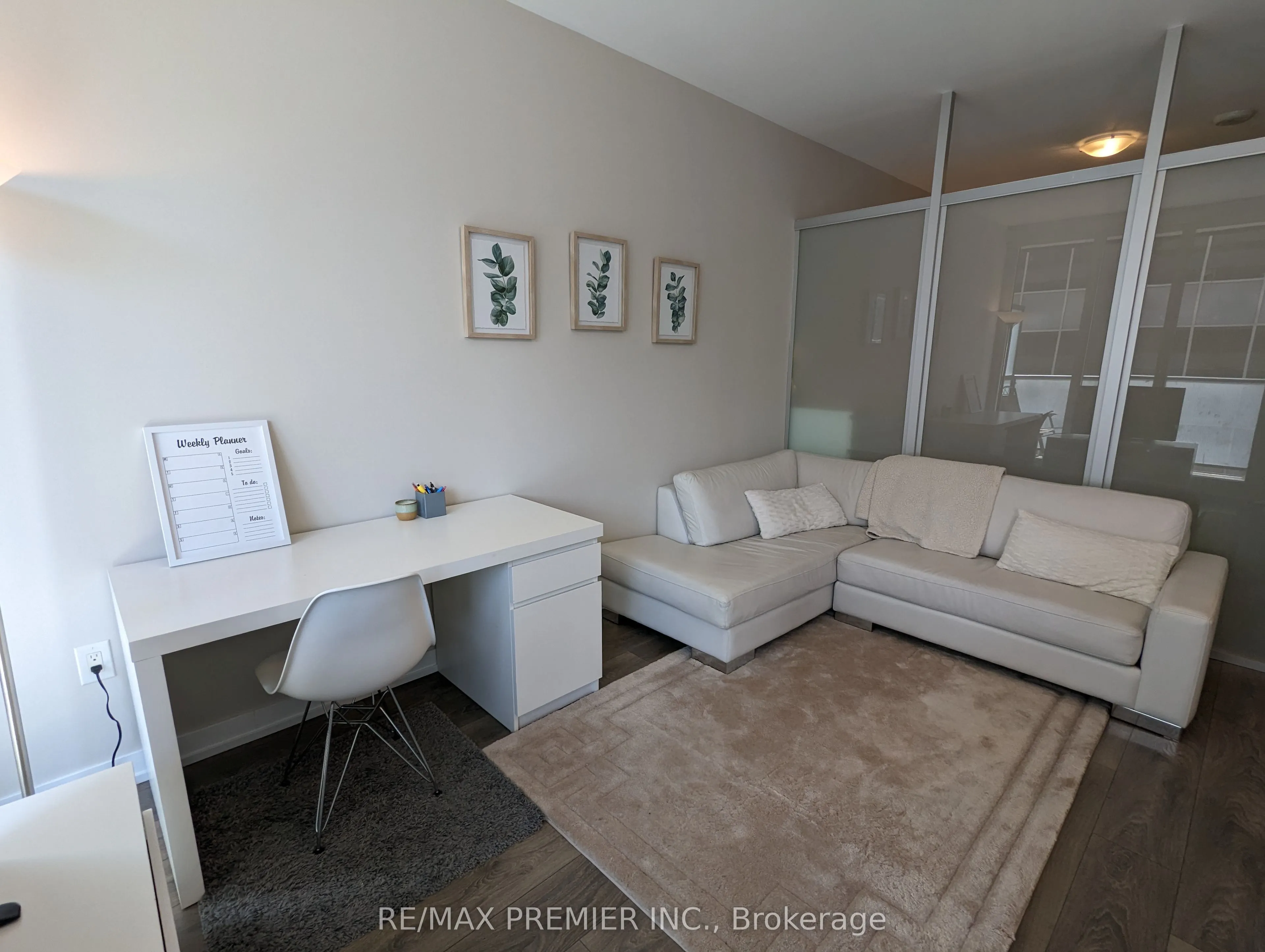 426 University Avenue #1907