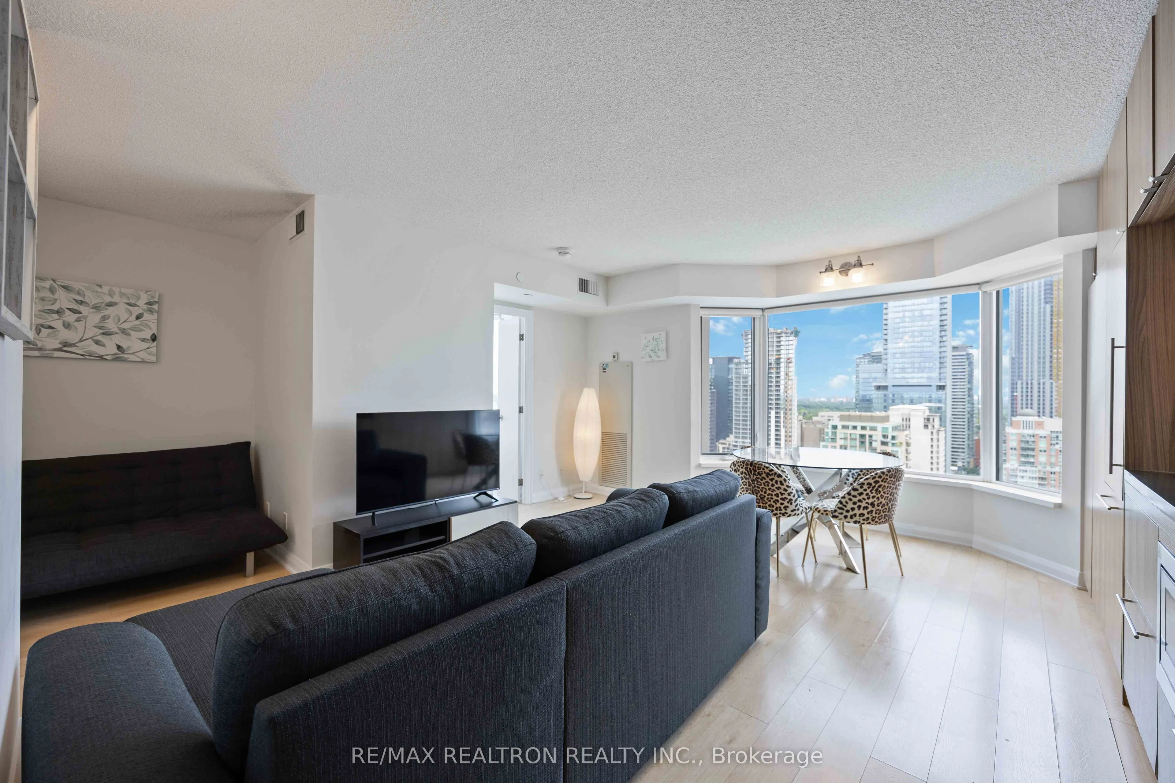 155 Yorkville Avenue #2604