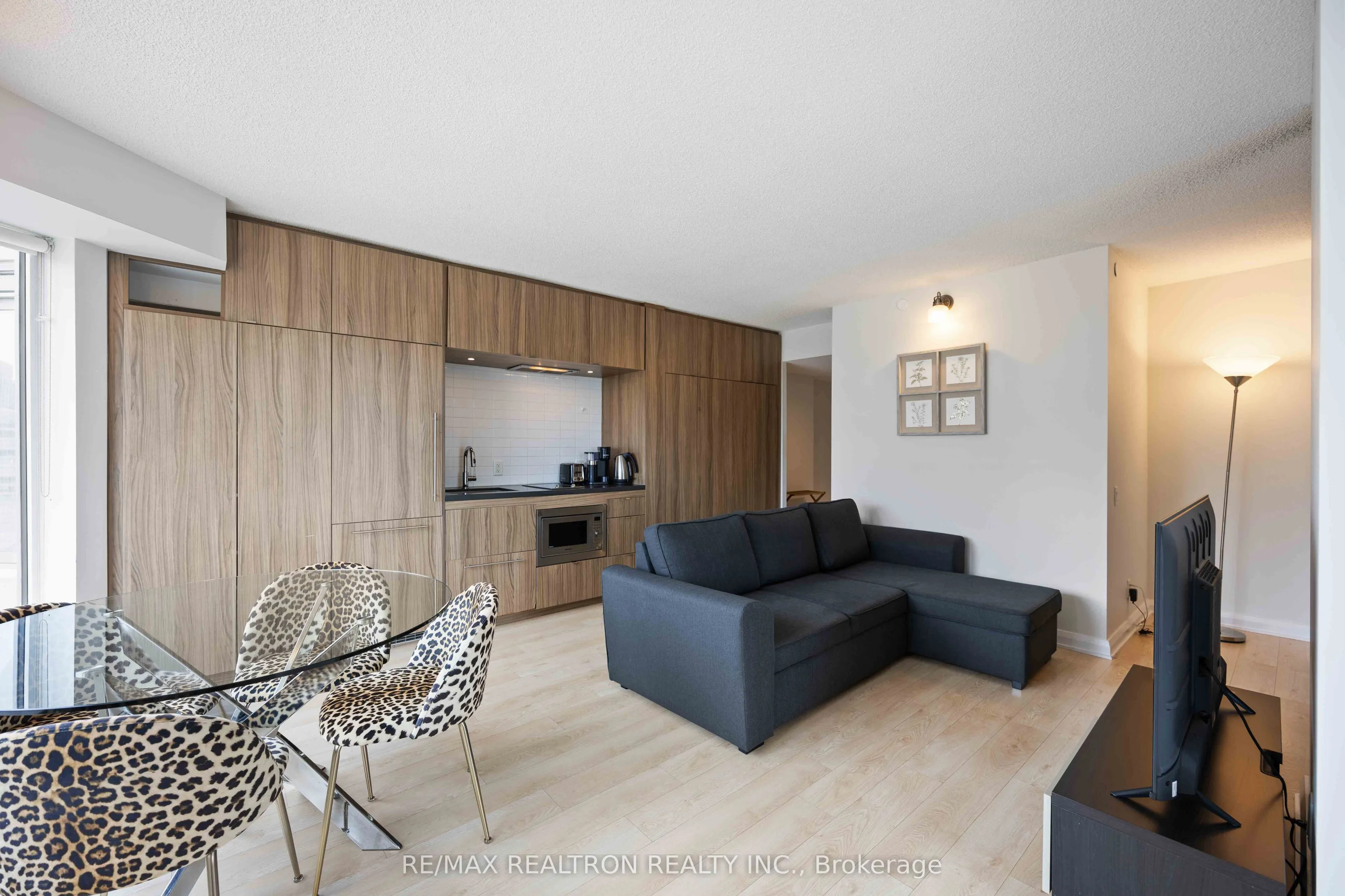 155 Yorkville Avenue #2604