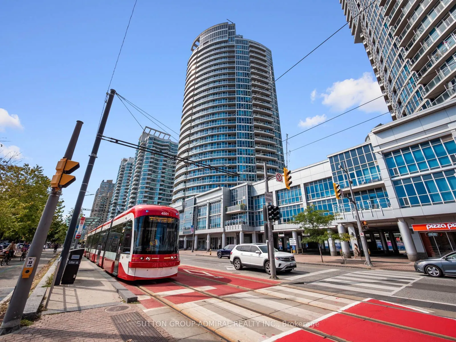 218 Queens Quay Boulevard W #2103