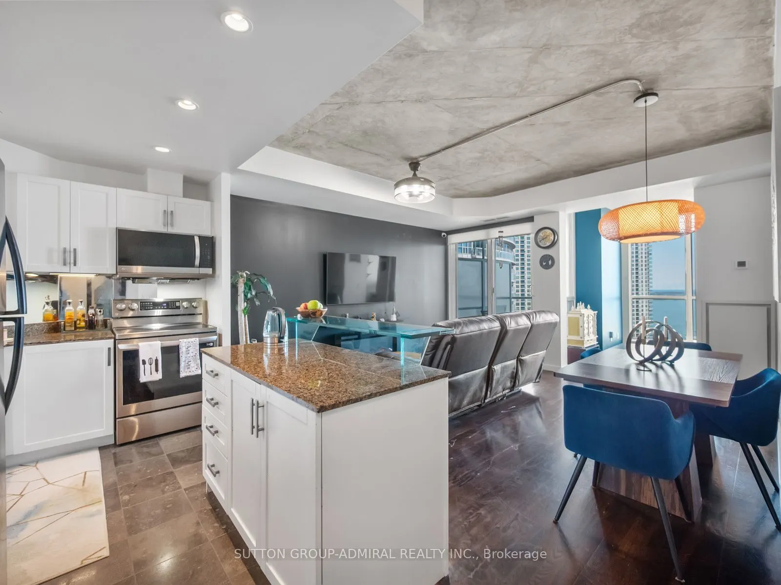 218 Queens Quay Boulevard W #2103