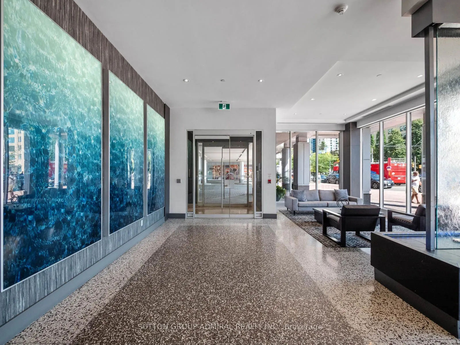 218 Queens Quay Boulevard W #2103