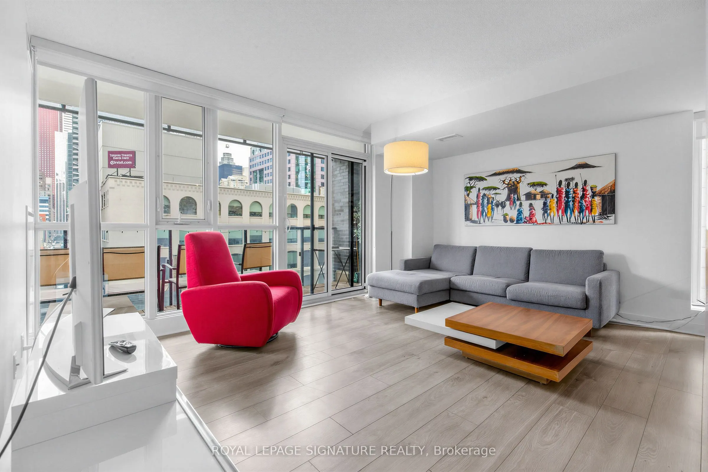295 Adelaide Street W #414