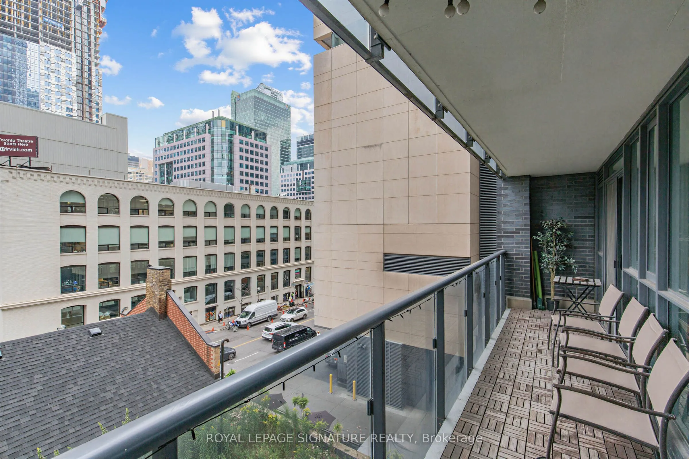 295 Adelaide Street W #414