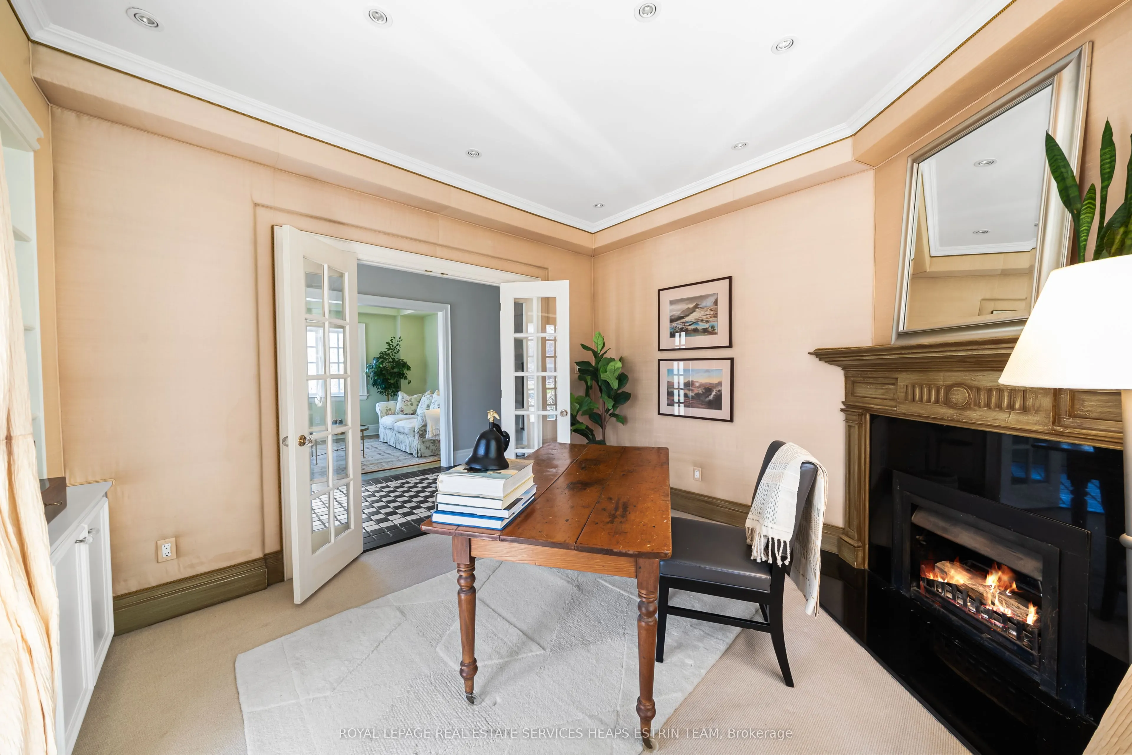 25 Strathgowan Crescent