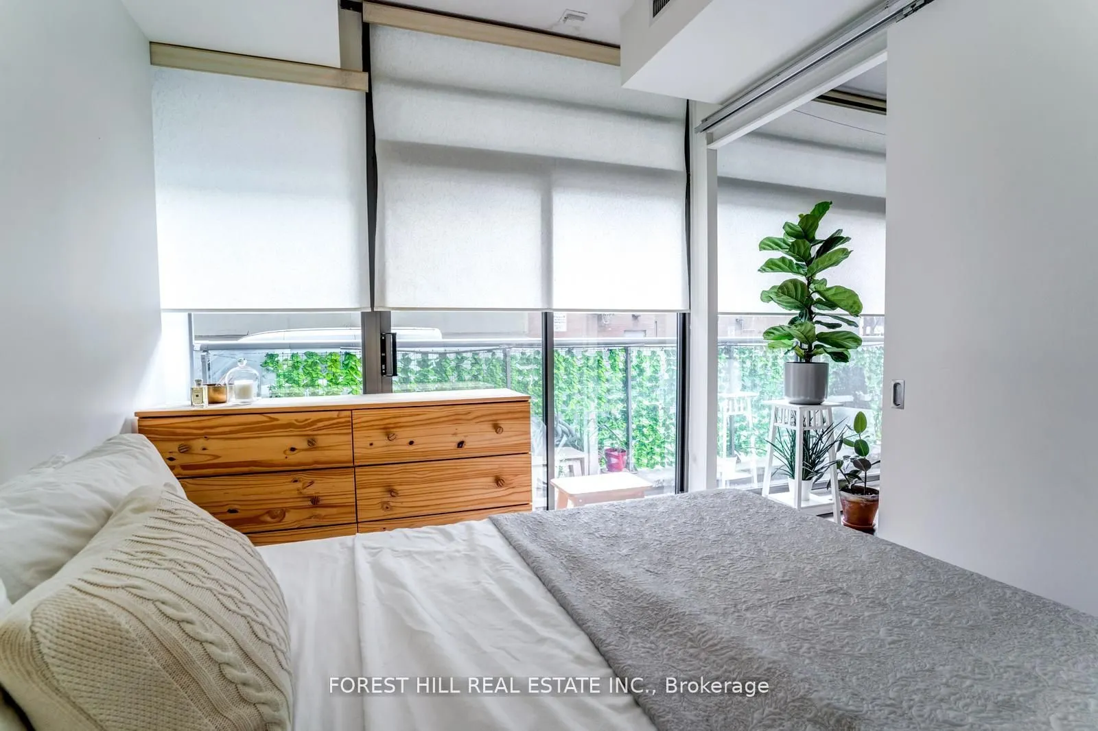 21 Scollard Street #103