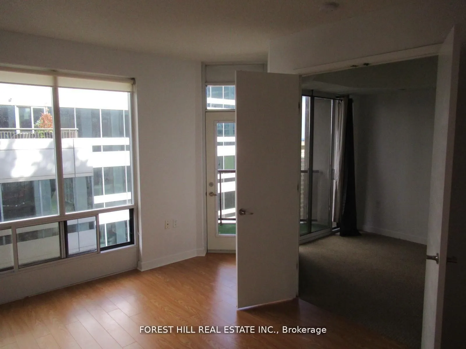 85 Bloor Street E #1808