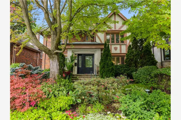 26 Vesta Drive
