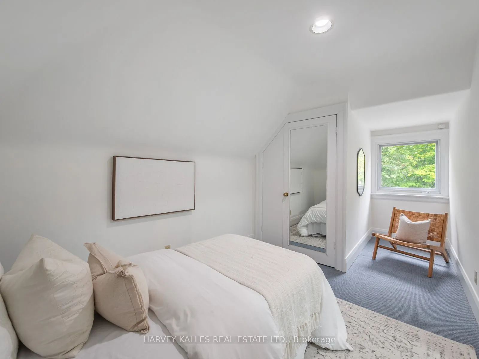 26 Vesta Drive