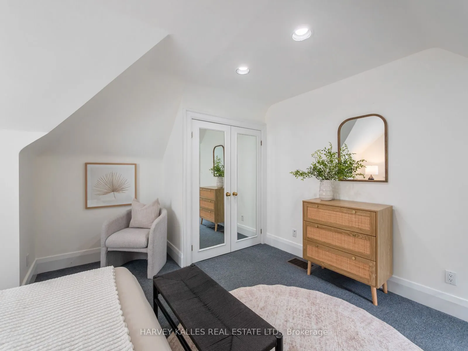 26 Vesta Drive