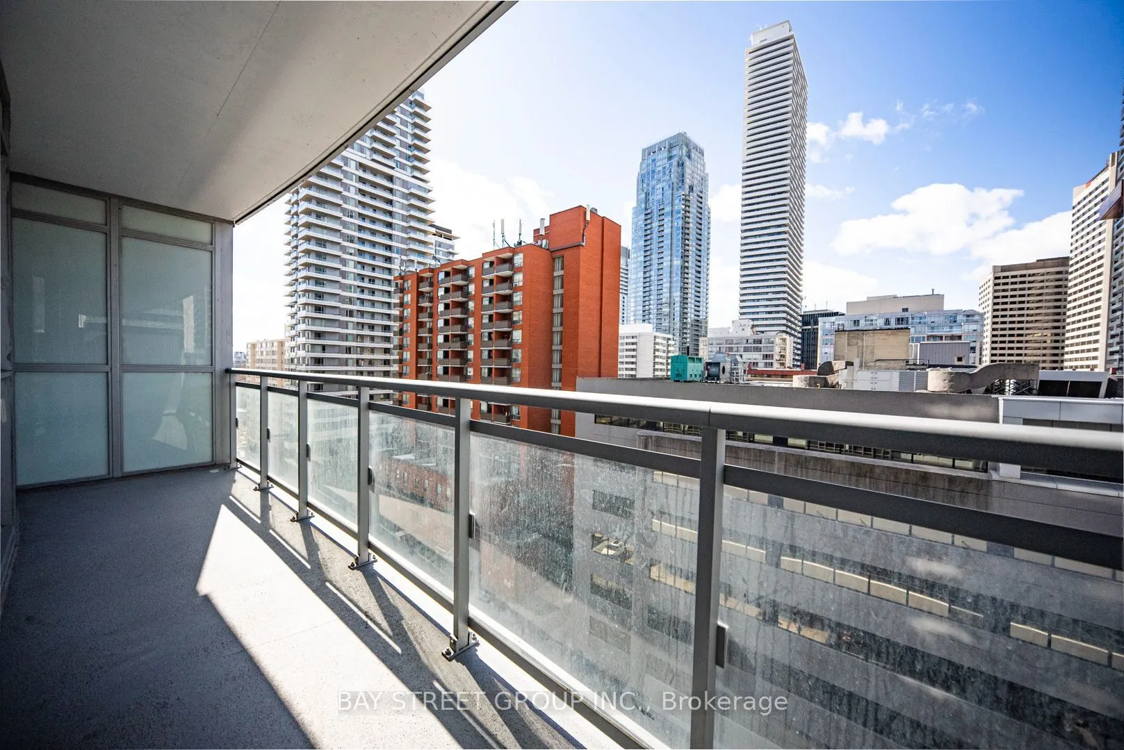 89 Dunfield Avenue #801