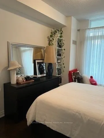 20 Bloorview Place #312