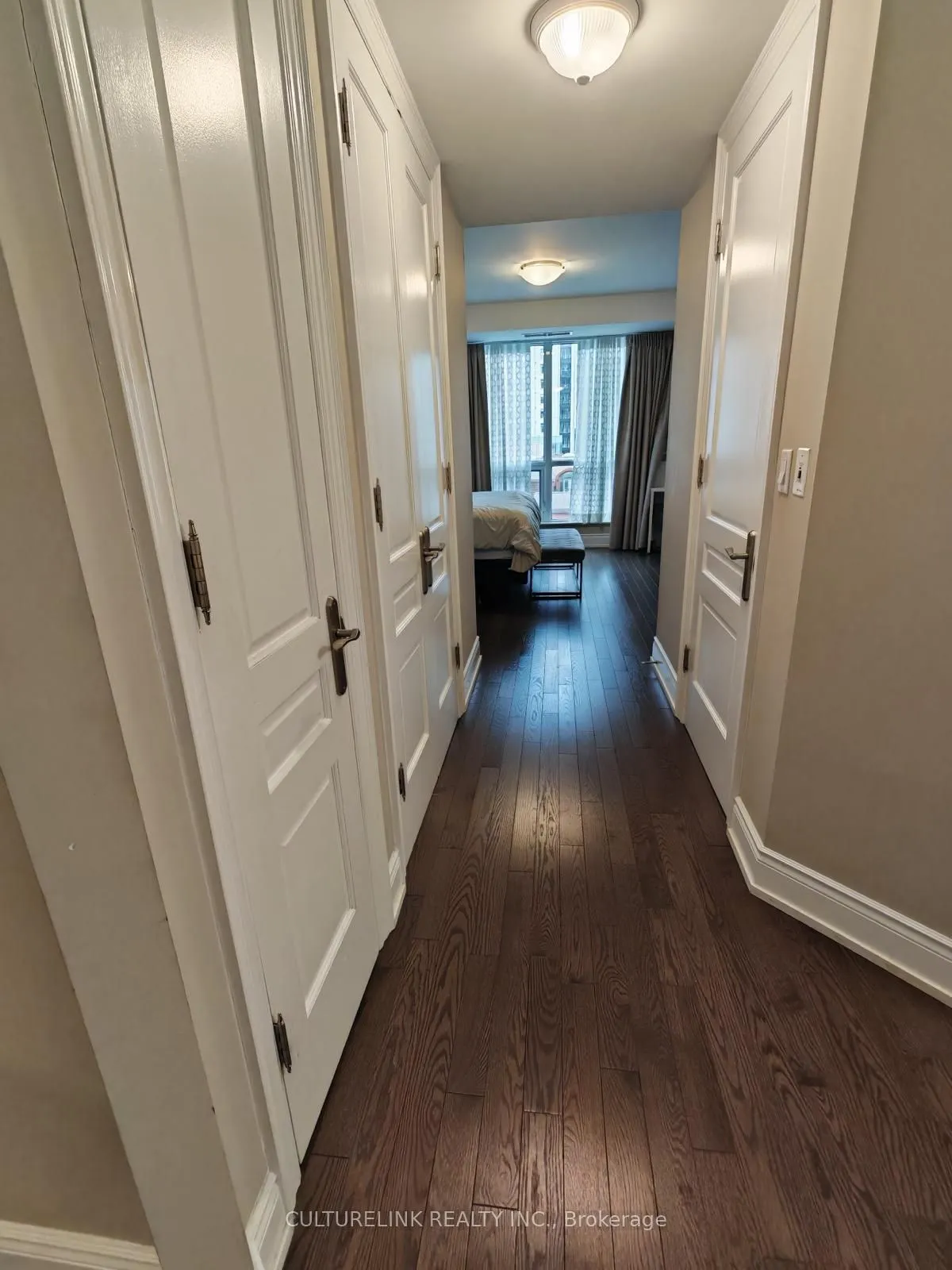 10 Bellair Street #902