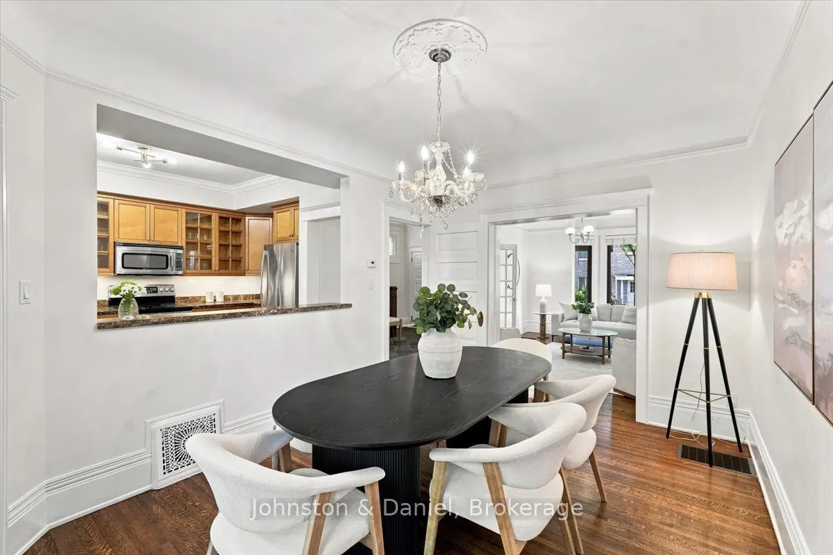 16 Barton Avenue