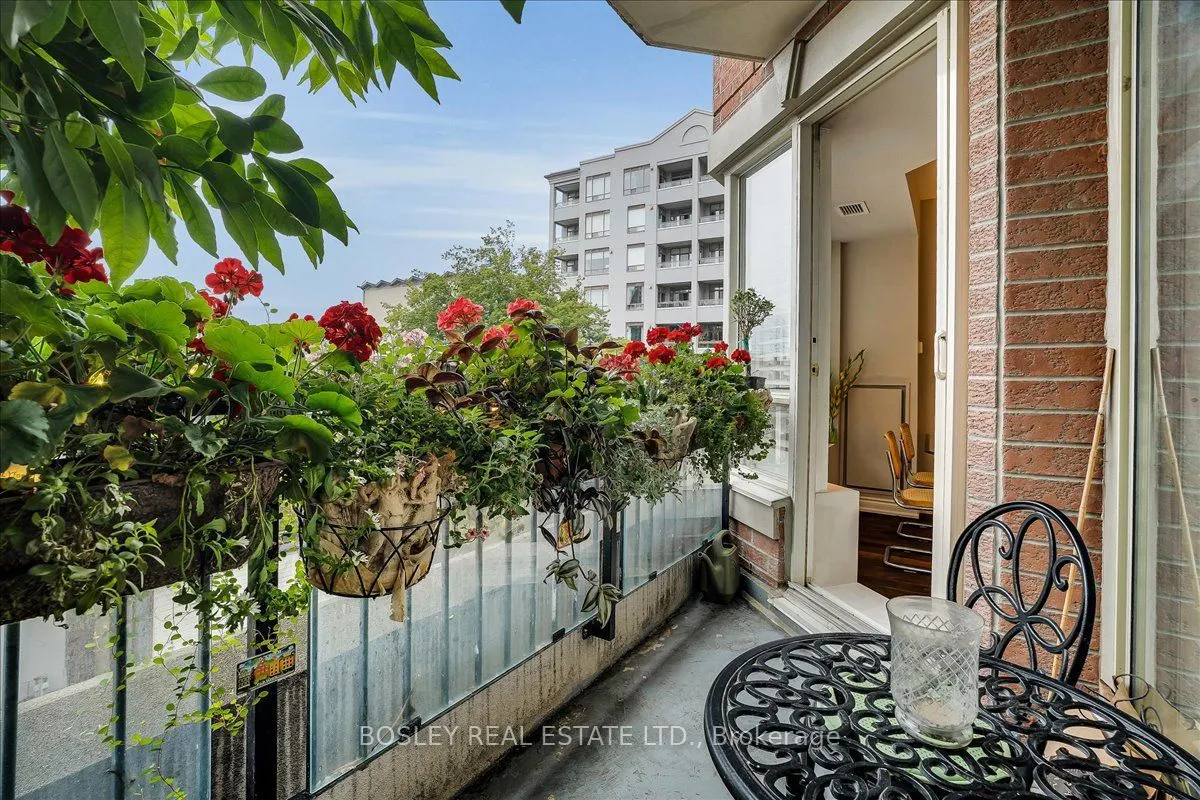 77 McMurrich Street #306