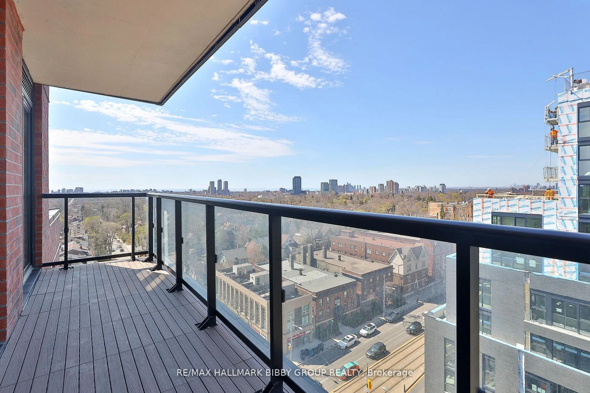 185 Alberta Avenue #1105