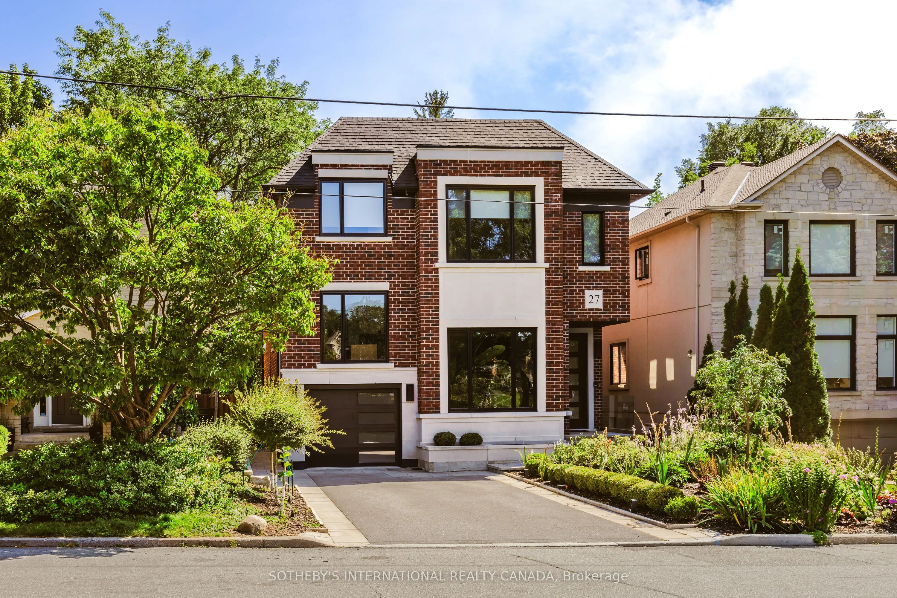 27 Bannockburn Avenue