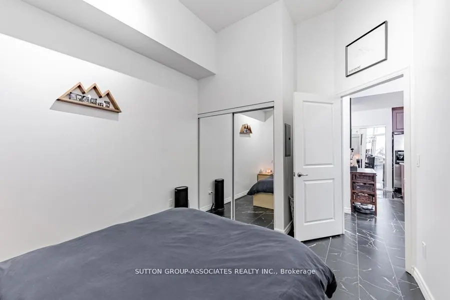 618 A Fleet Street #110