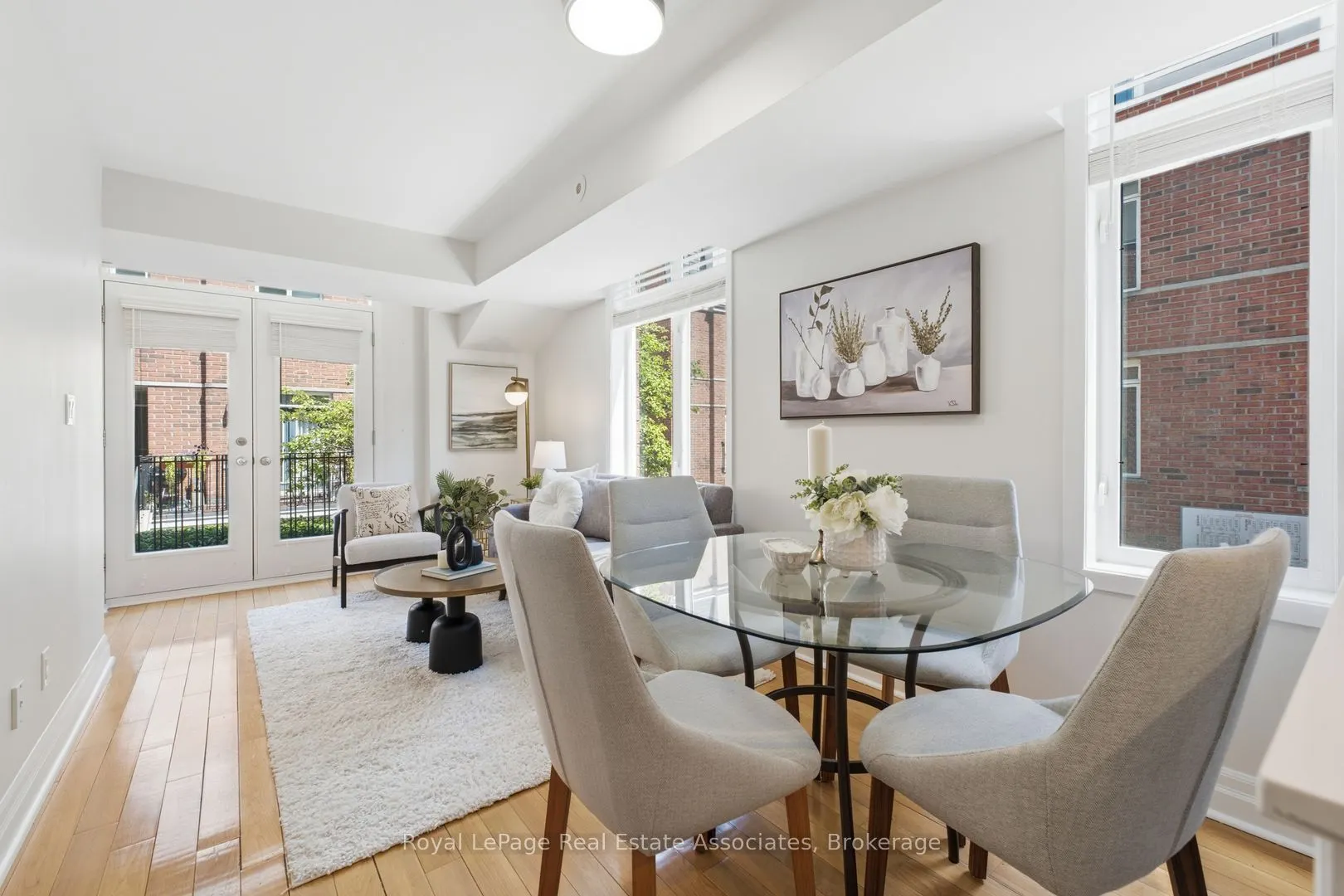 415 Jarvis Street #206