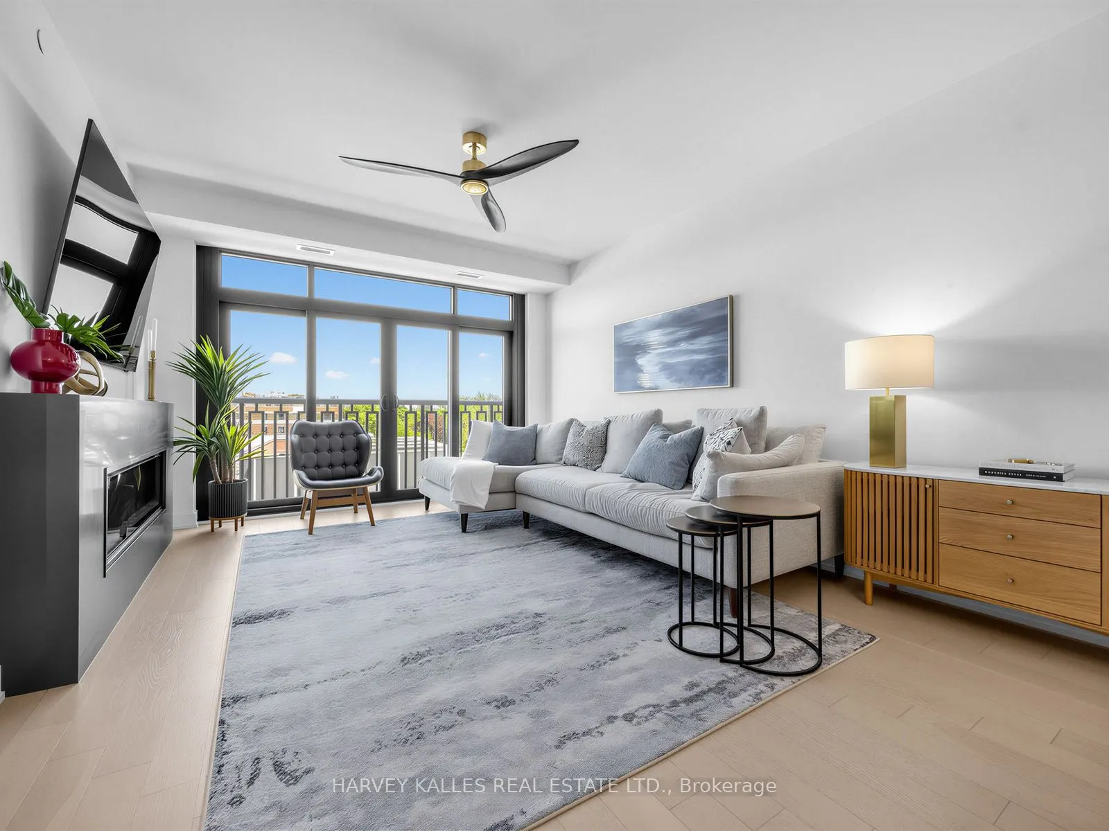 1 Strathgowan Avenue #605