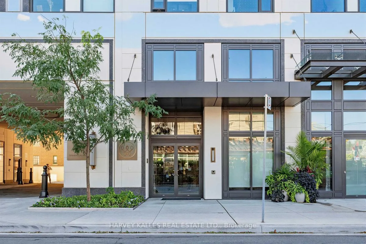 1 Strathgowan Avenue #605