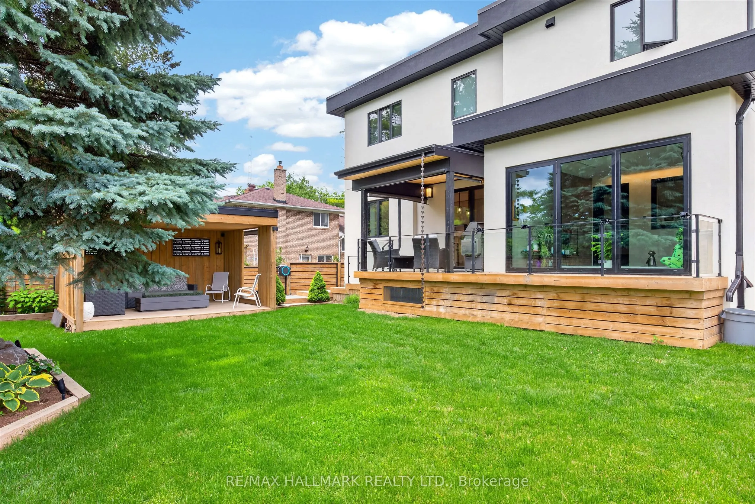21 Allenwood Crescent
