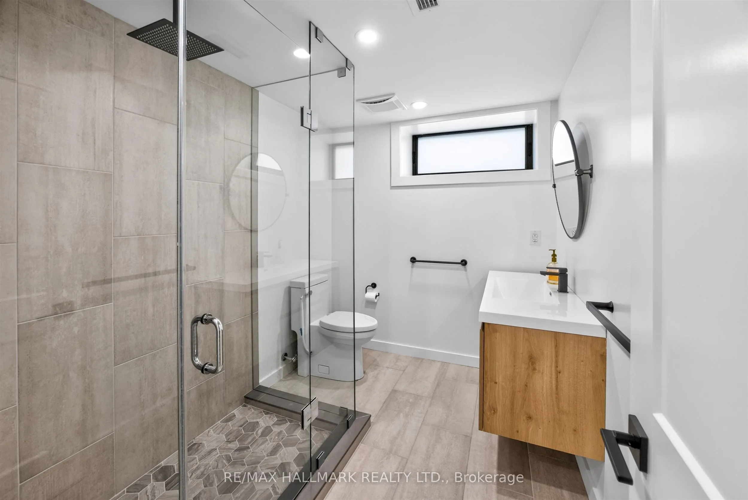 21 Allenwood Crescent