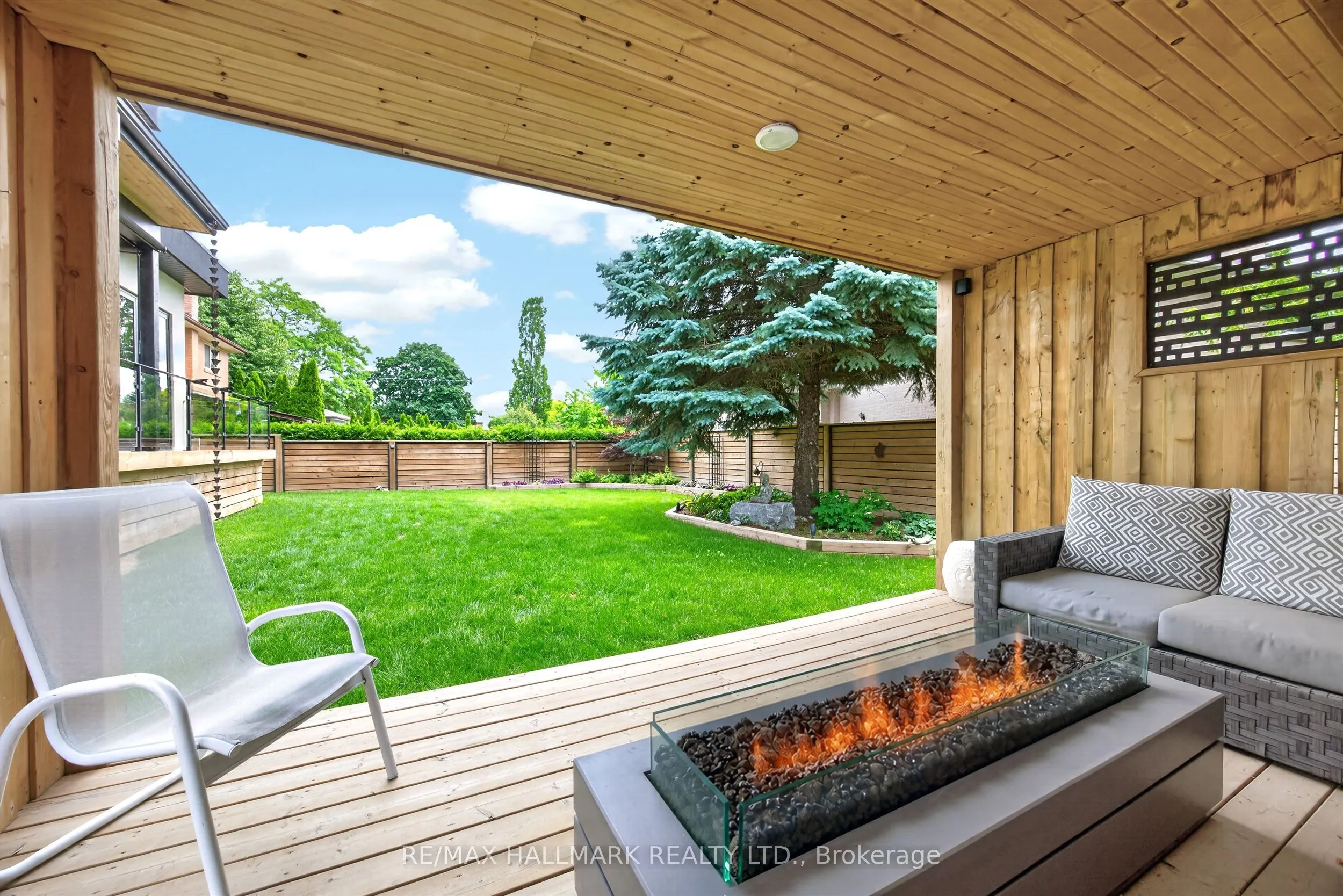 21 Allenwood Crescent