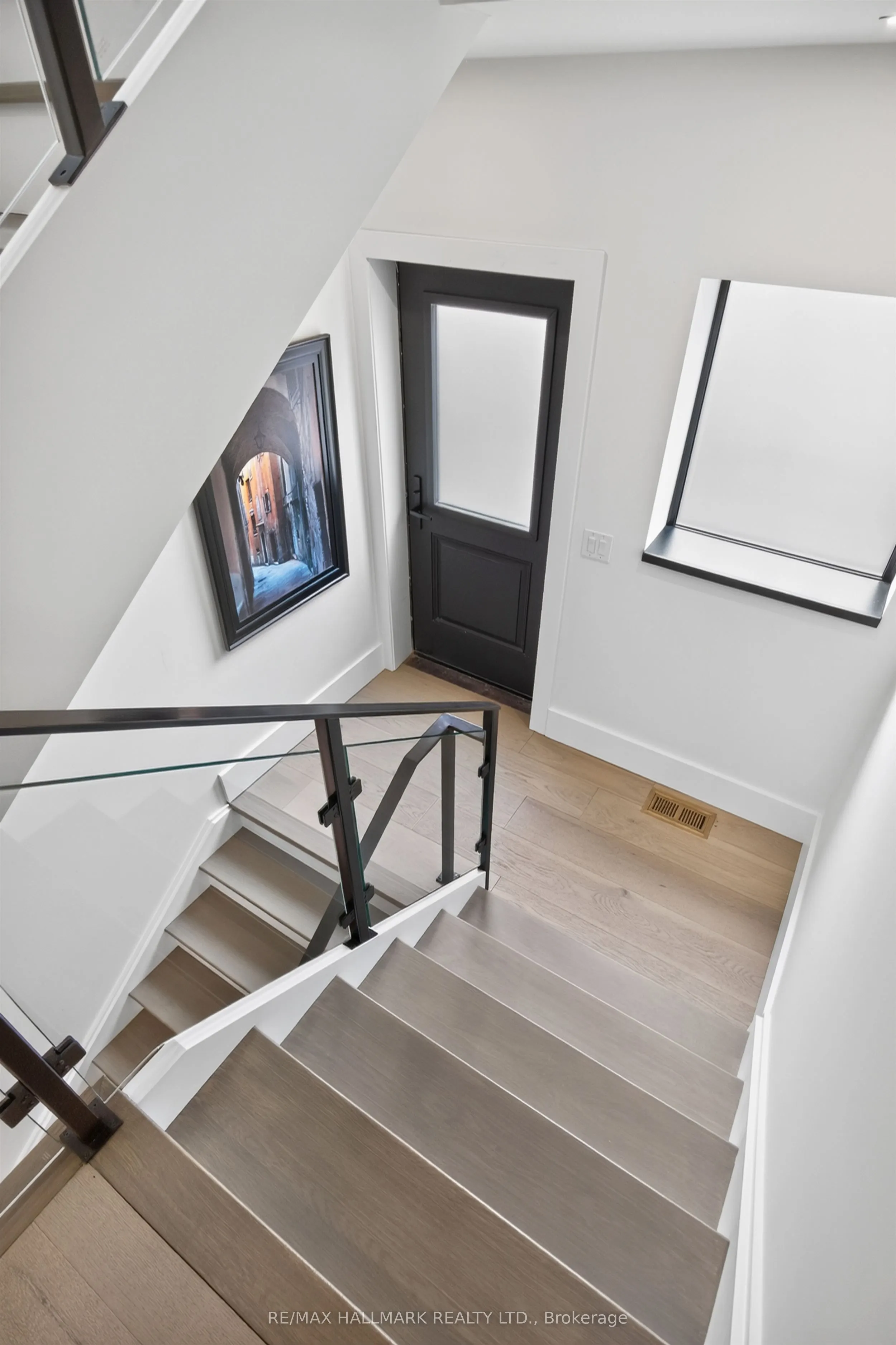 21 Allenwood Crescent