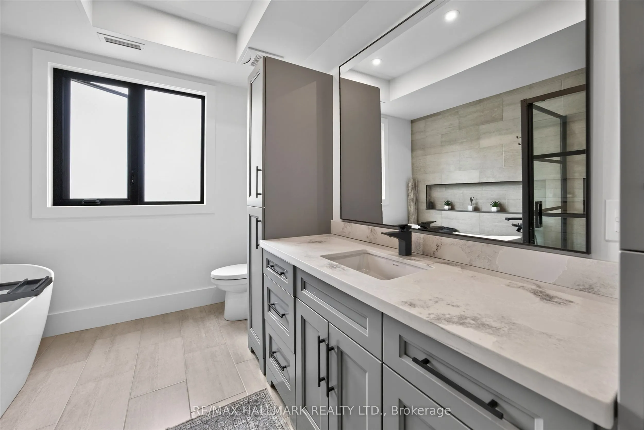 21 Allenwood Crescent