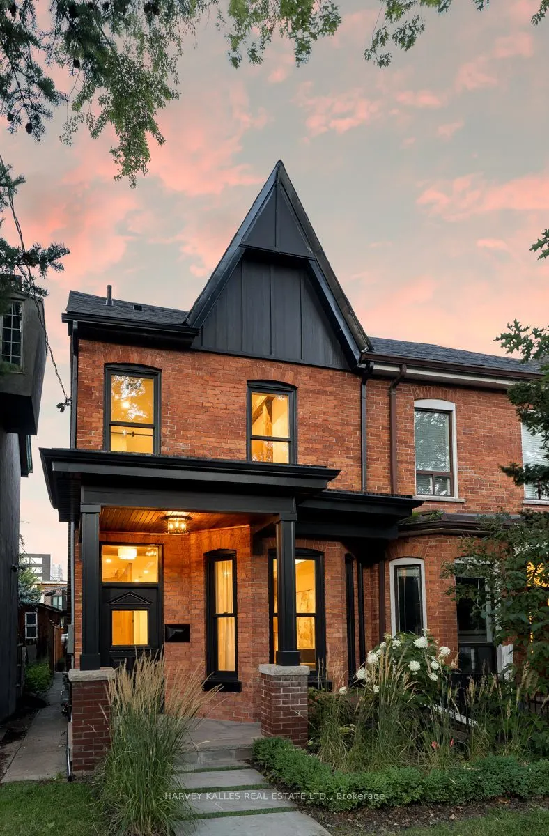 71 Robert Street
