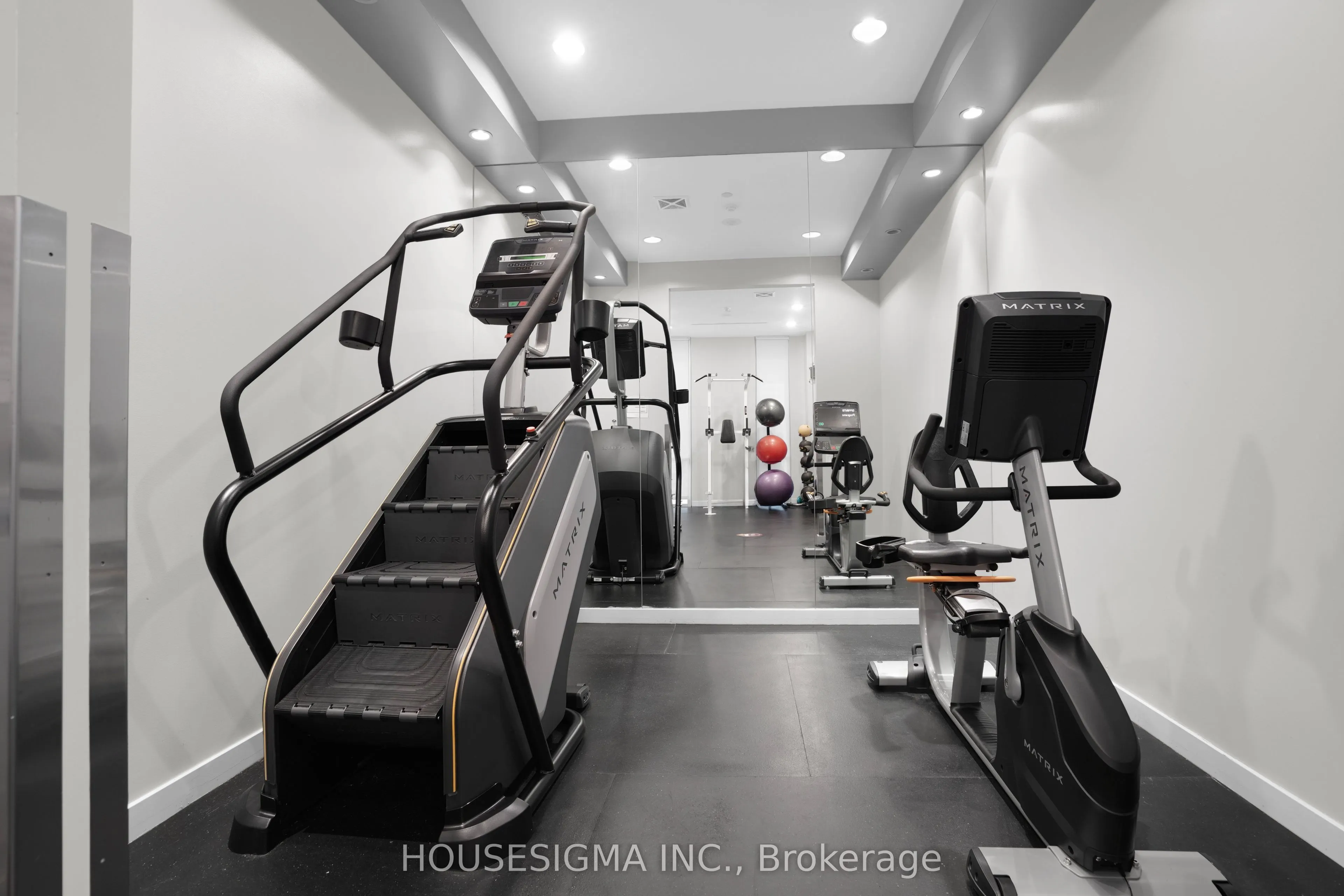30 Canterbury Place #515