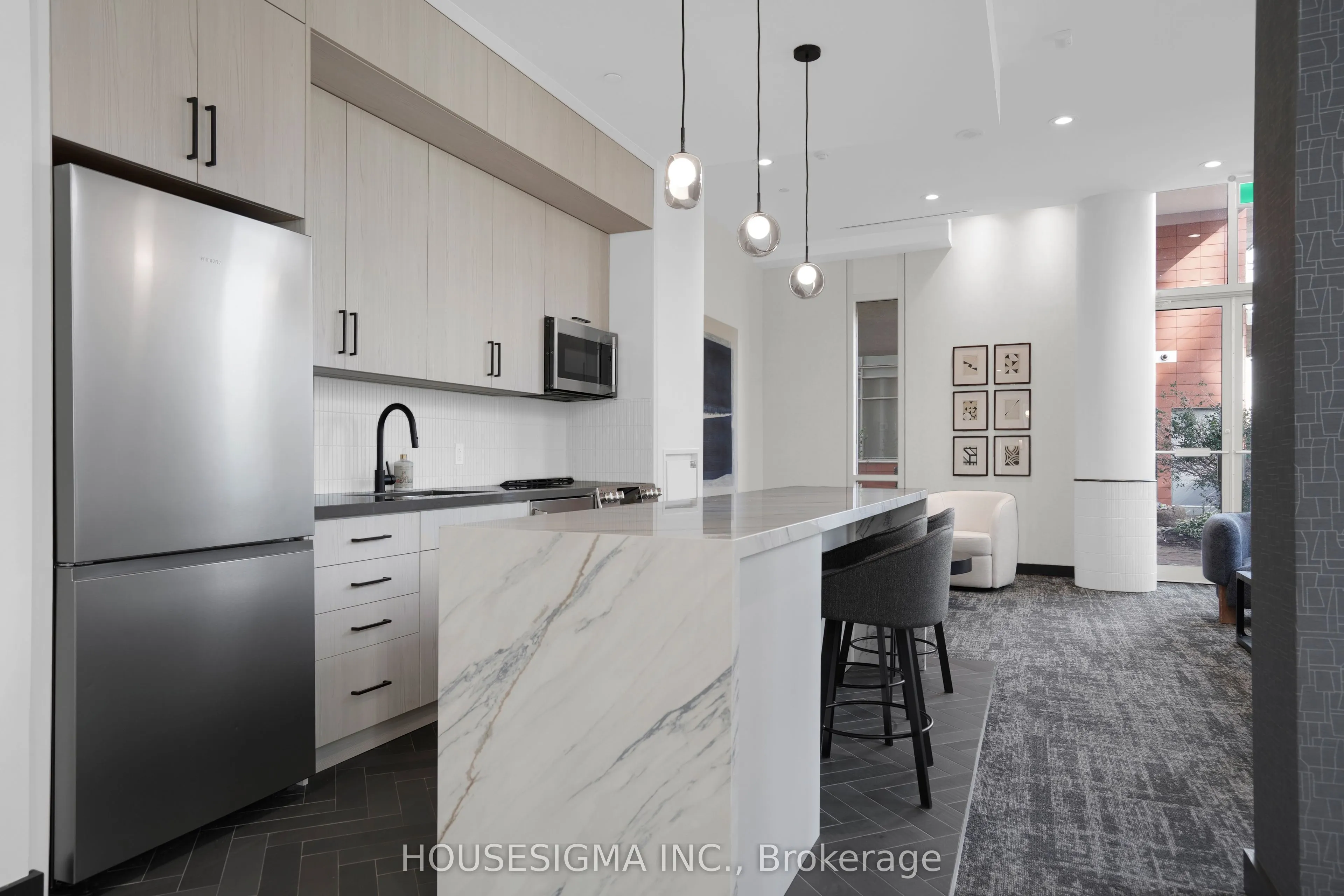 30 Canterbury Place #515