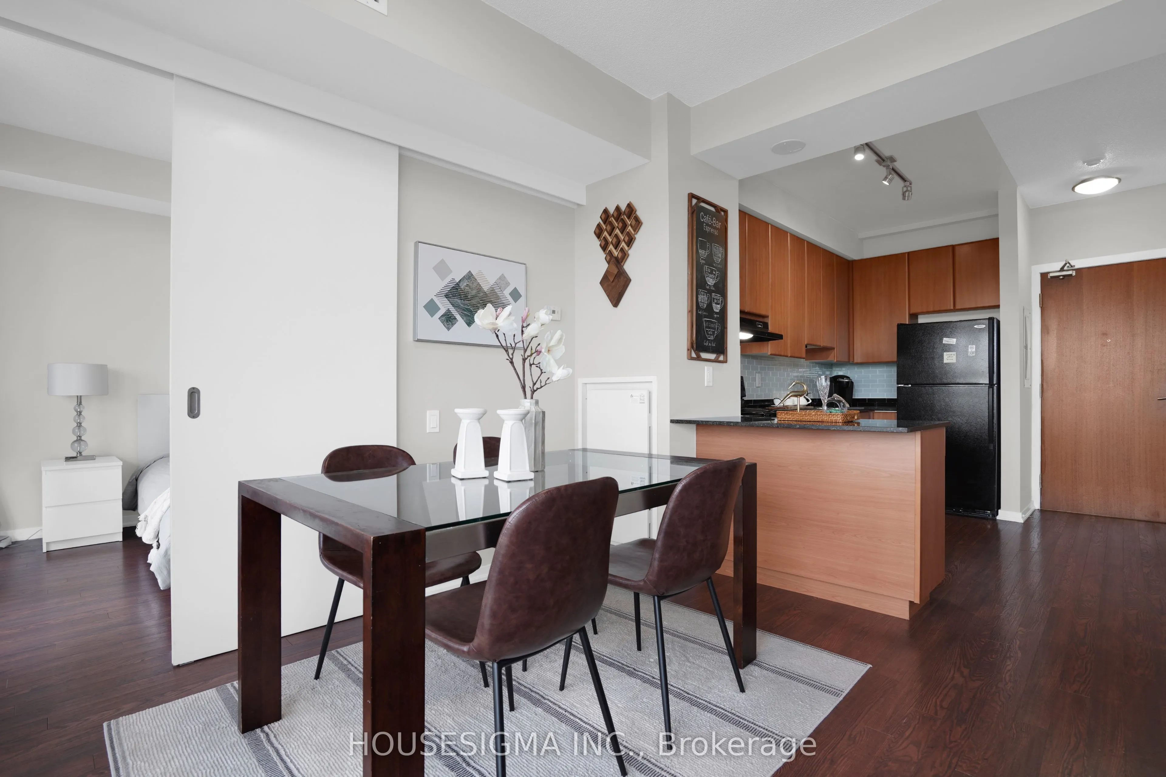 30 Canterbury Place #515