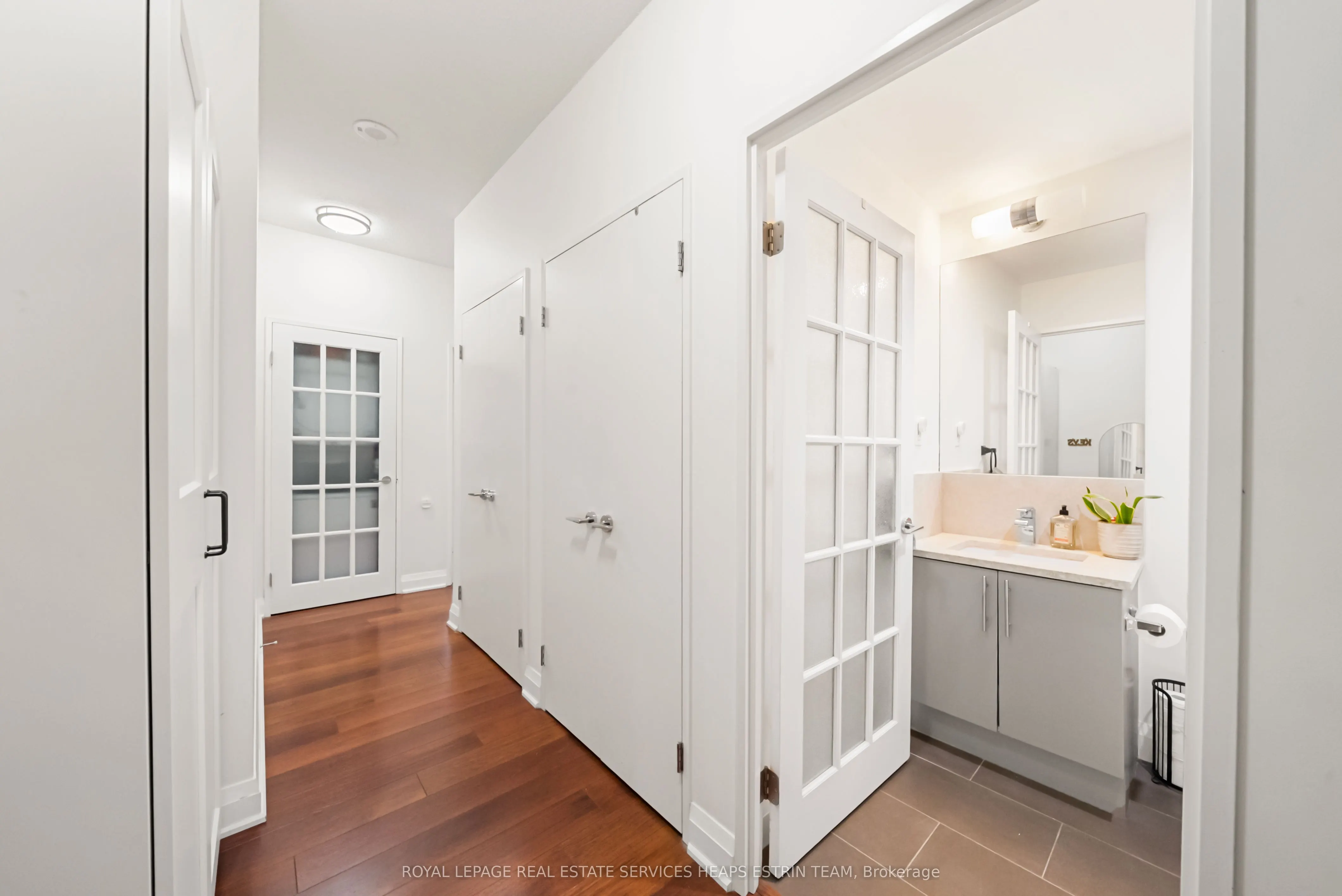 83 Redpath Avenue #704